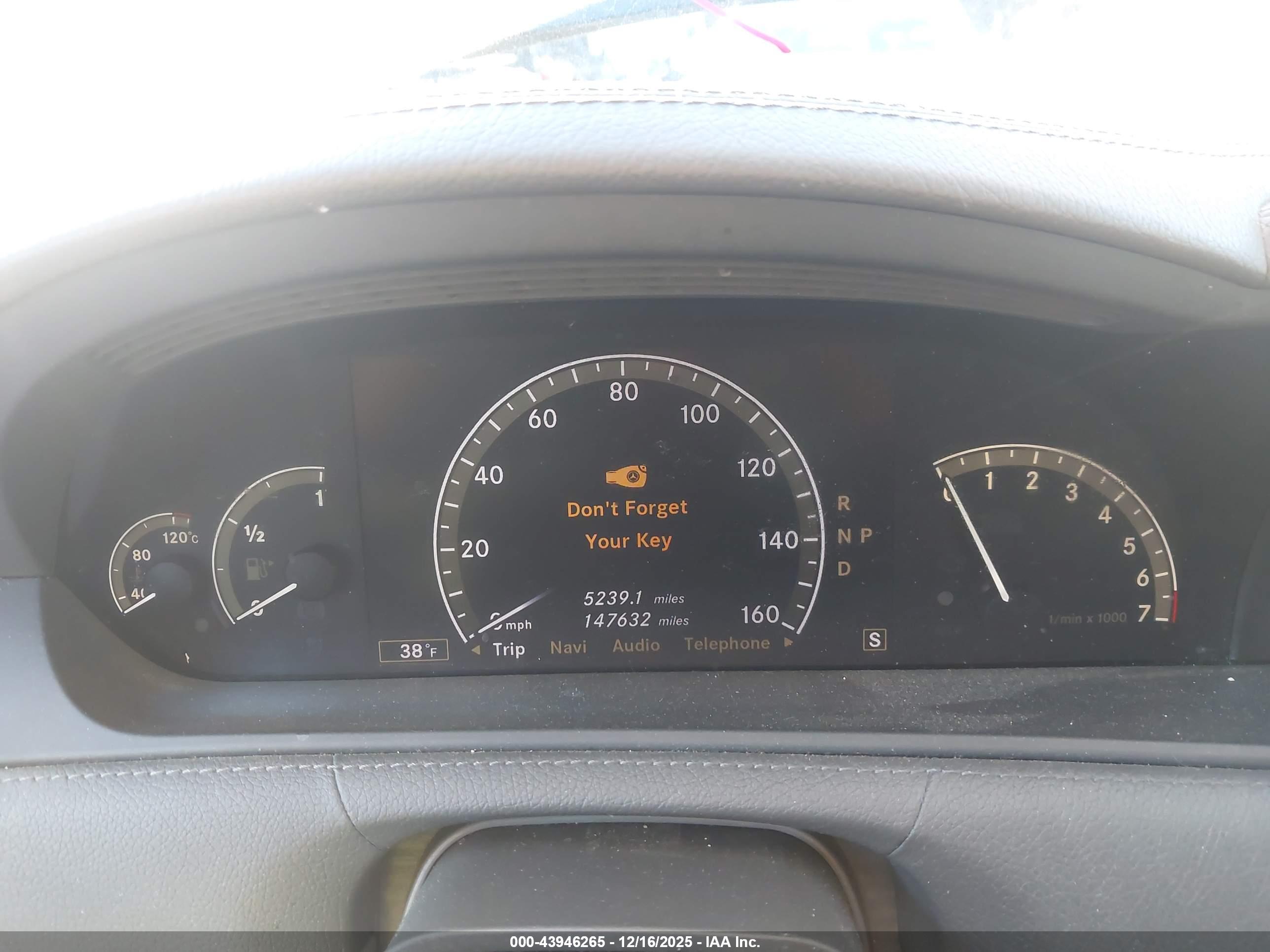 MERCEDES-BENZ CL image 7