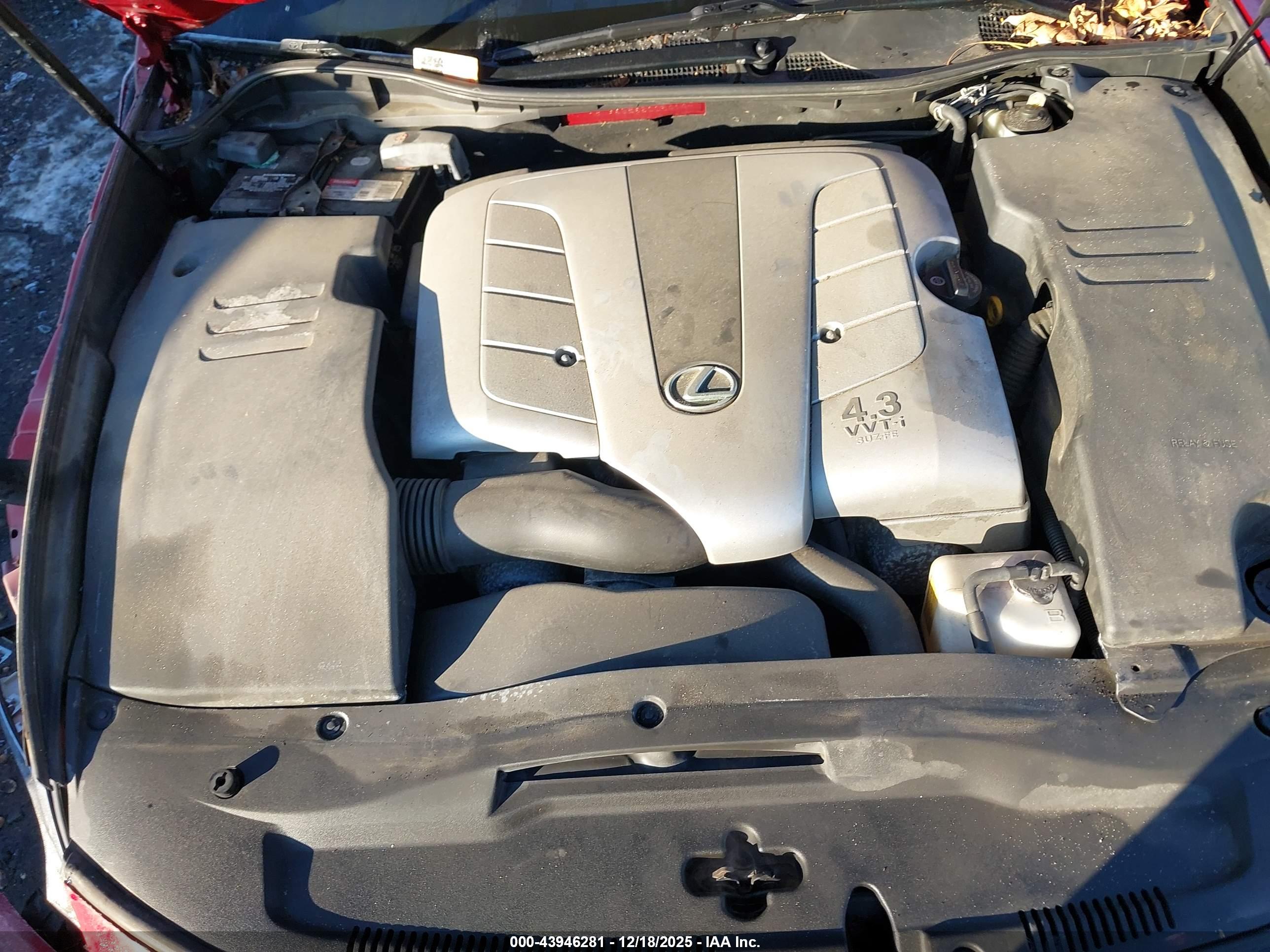 LEXUS GS image 10
