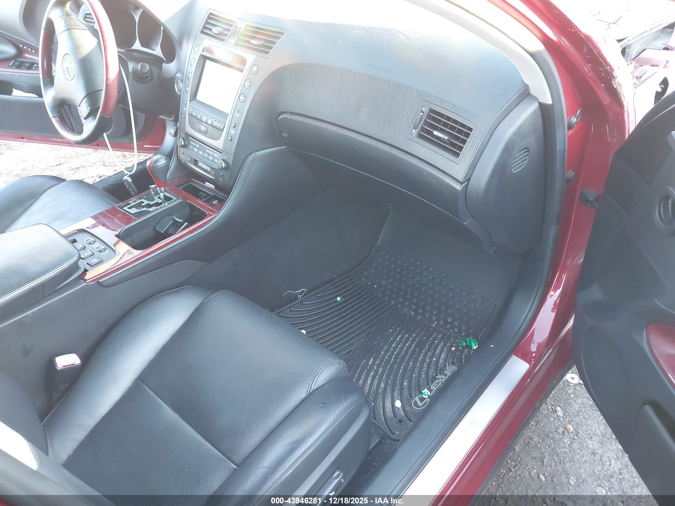 LEXUS GS image 5