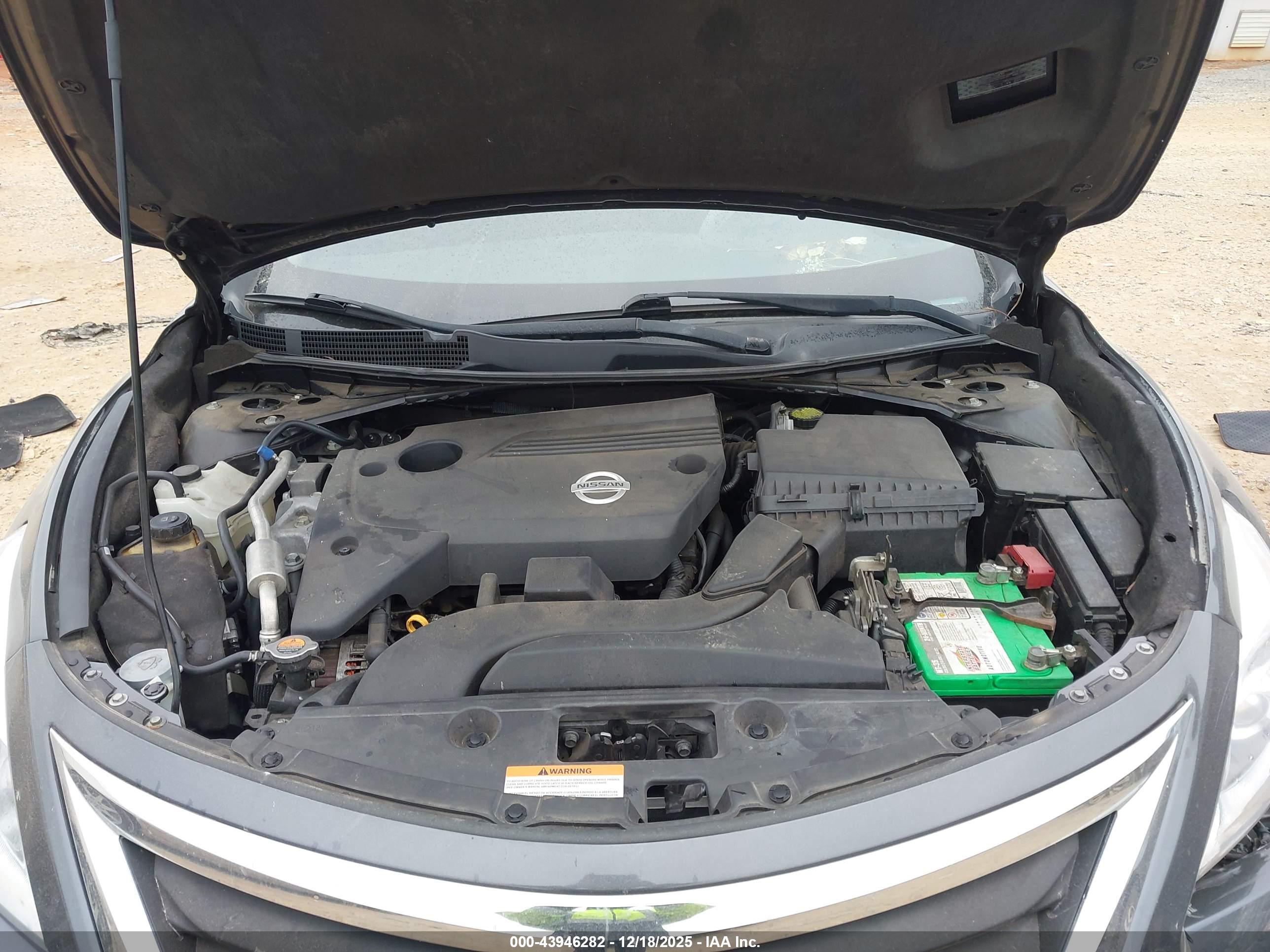 NISSAN ALTIMA image 10