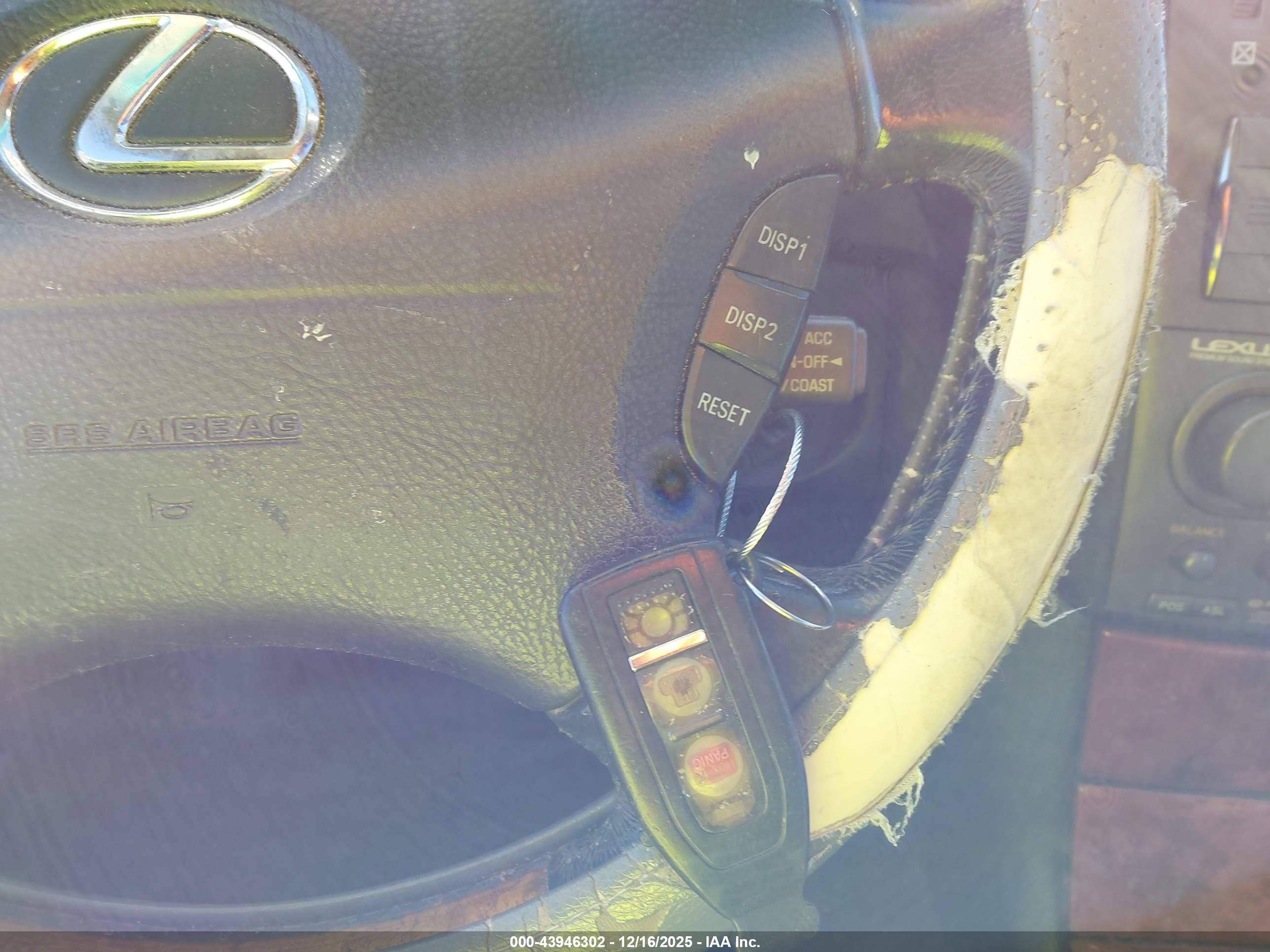 LEXUS LS image 11