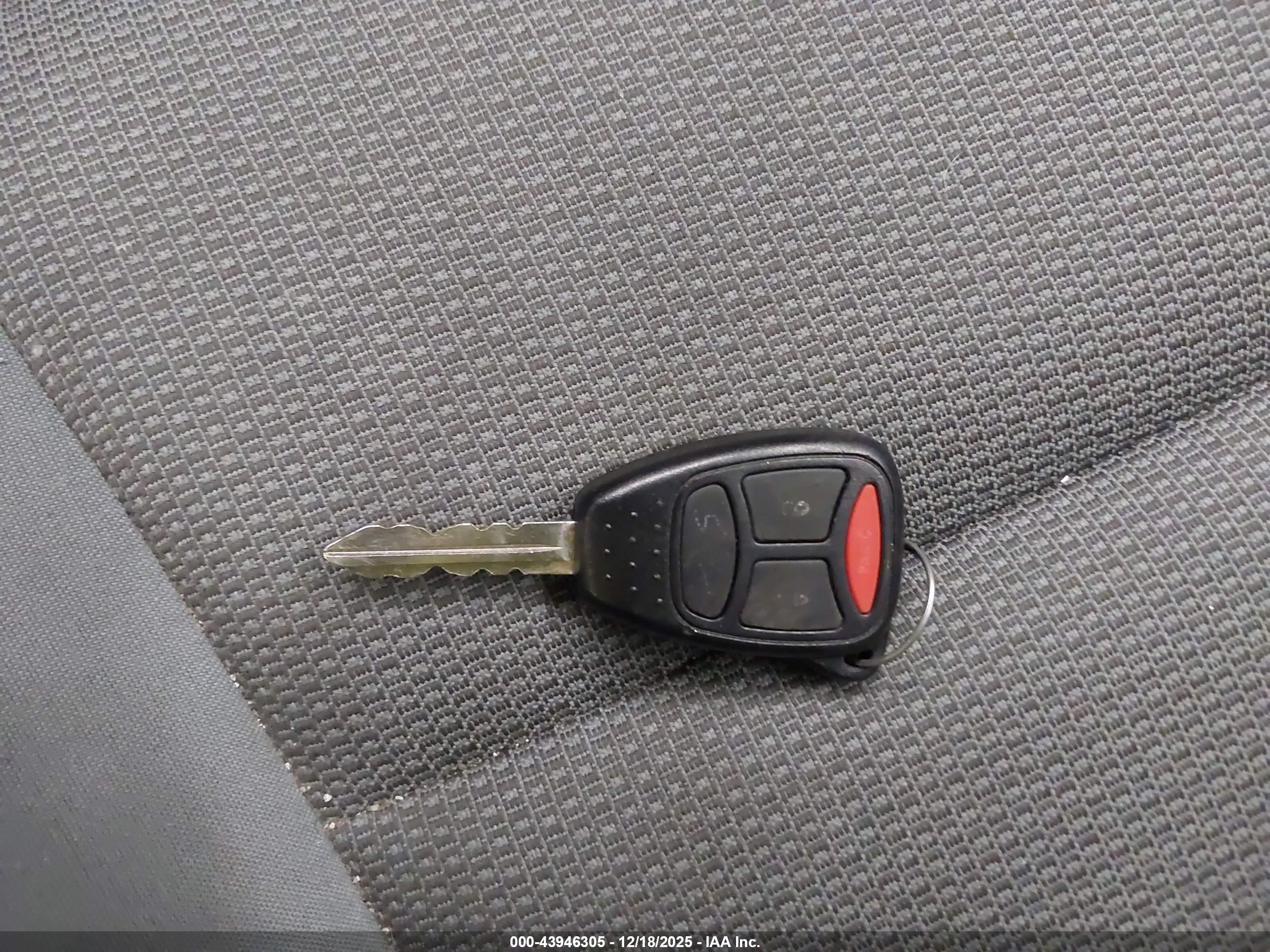 CHRYSLER 300 image 11