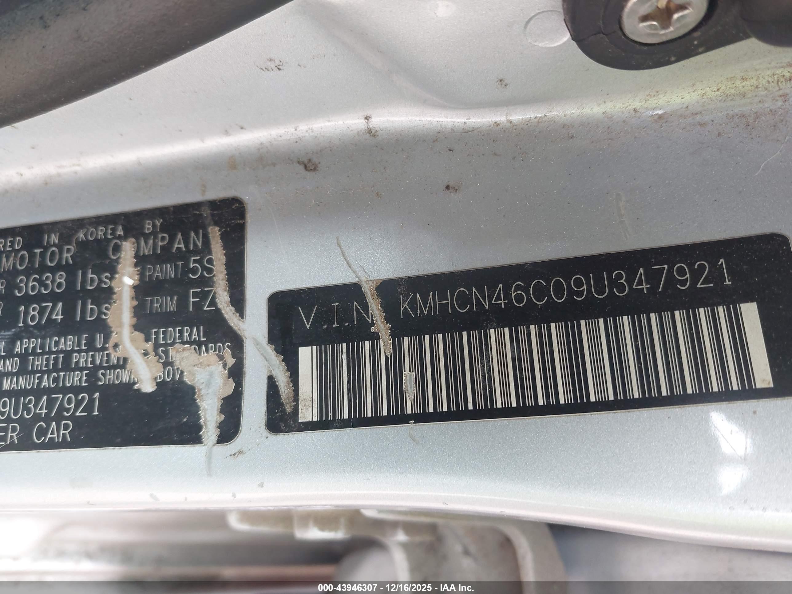 HYUNDAI ACCENT image 9