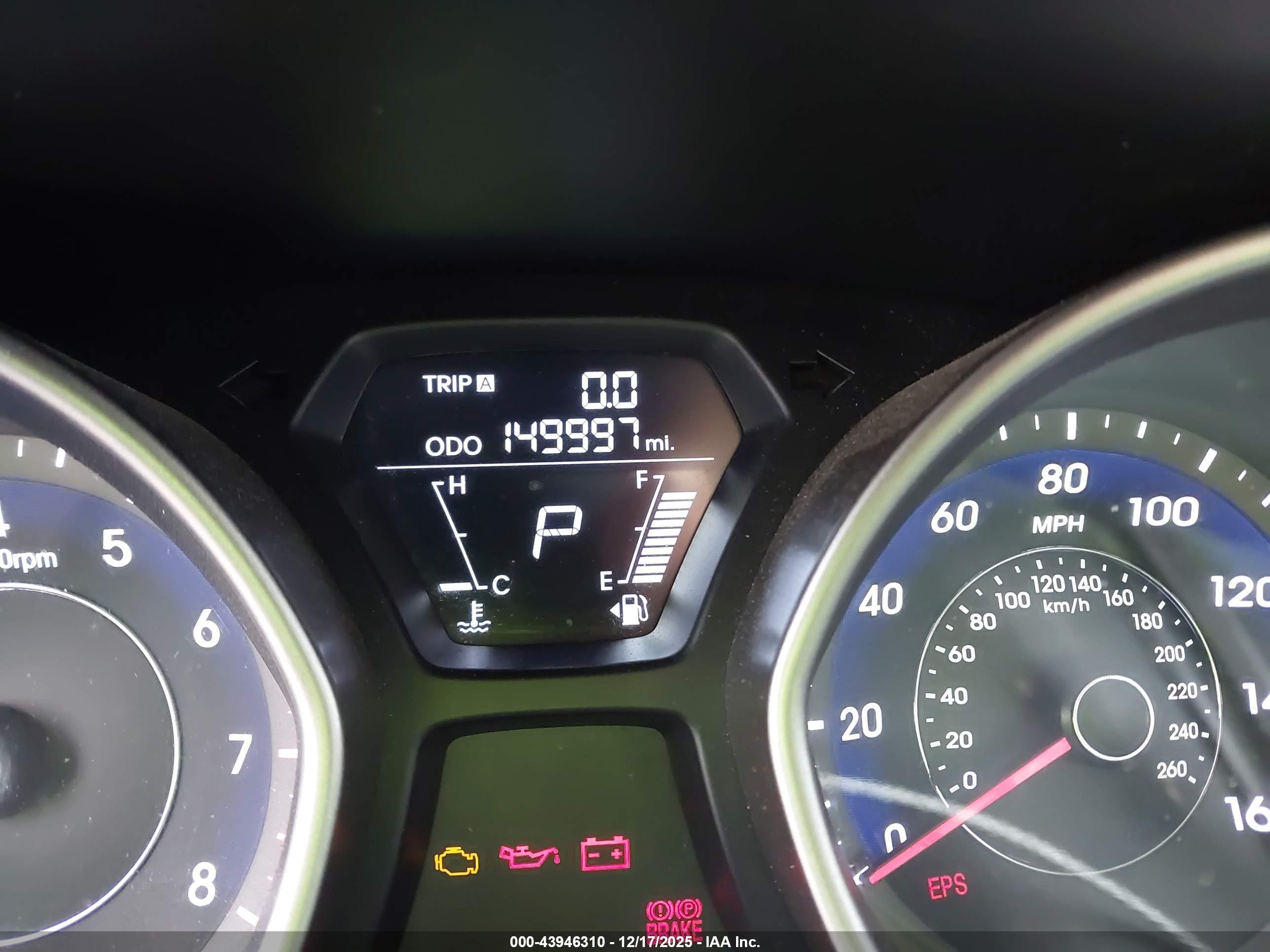 HYUNDAI ELANTRA image 7