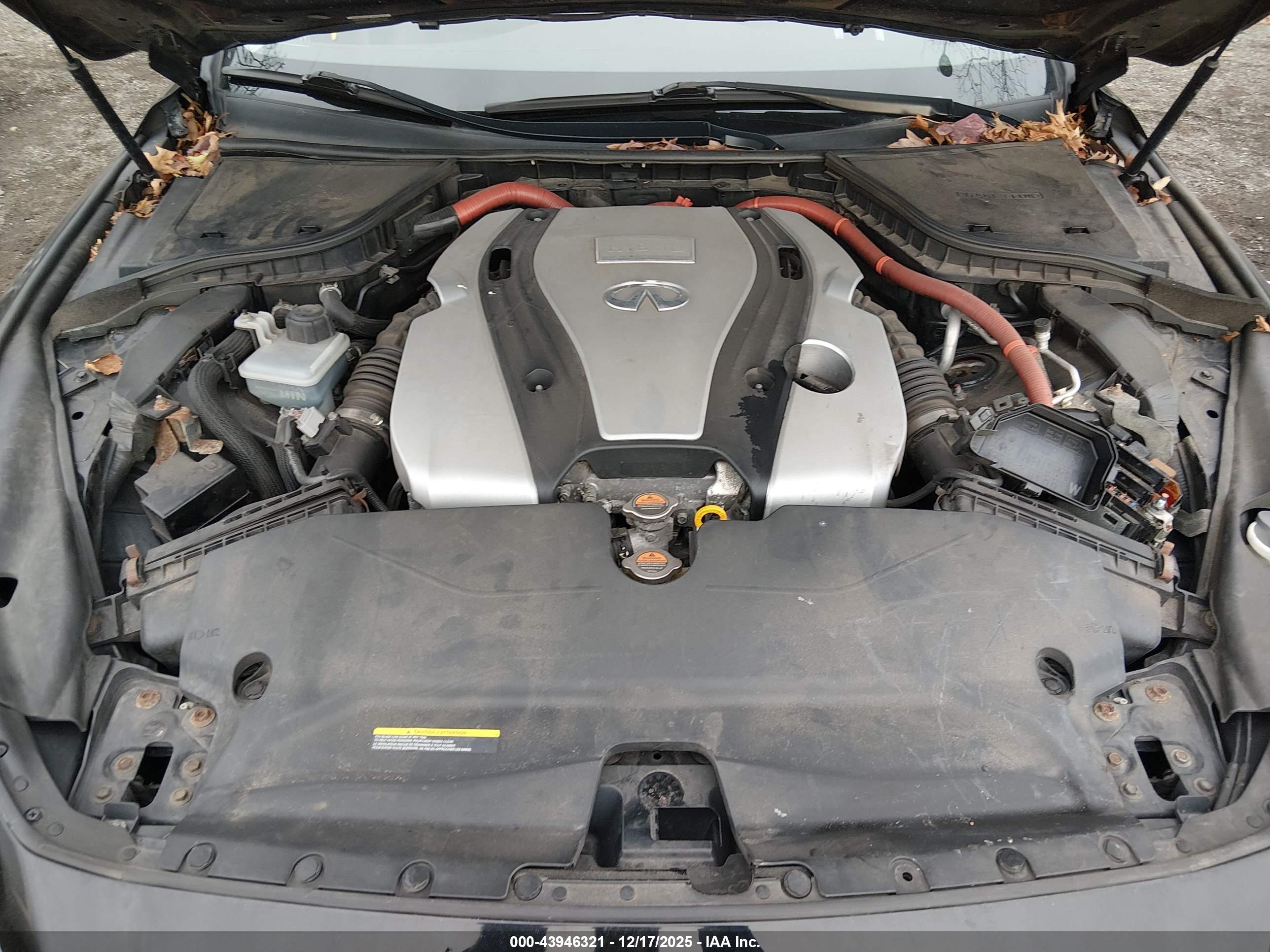 INFINITI Q50 image 10