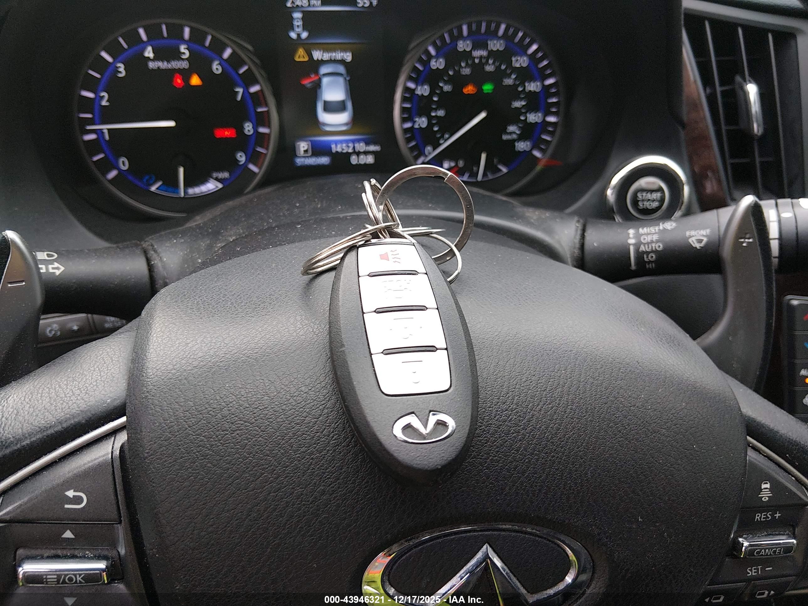 INFINITI Q50 image 11