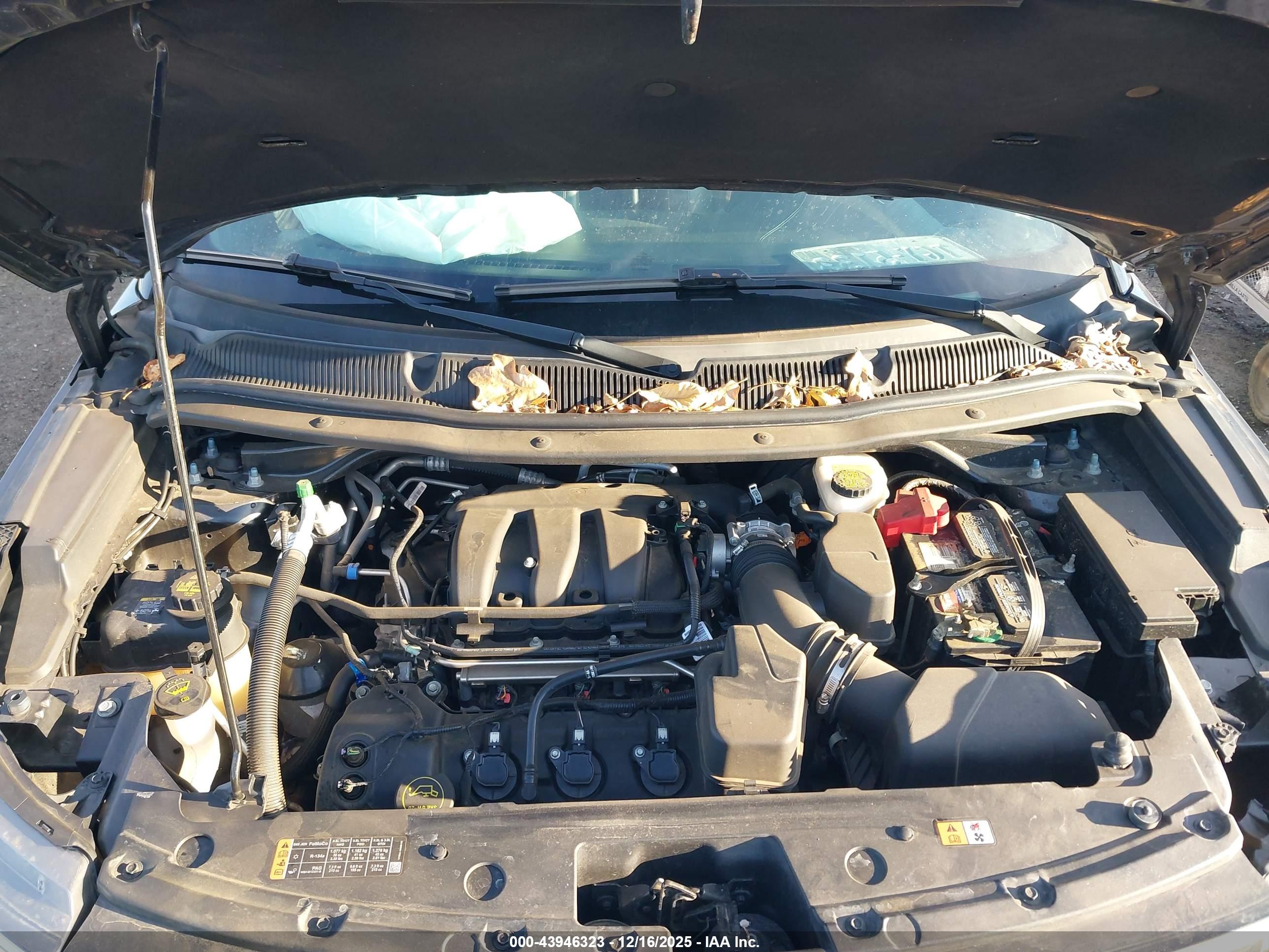 FORD EXPLORER image 10