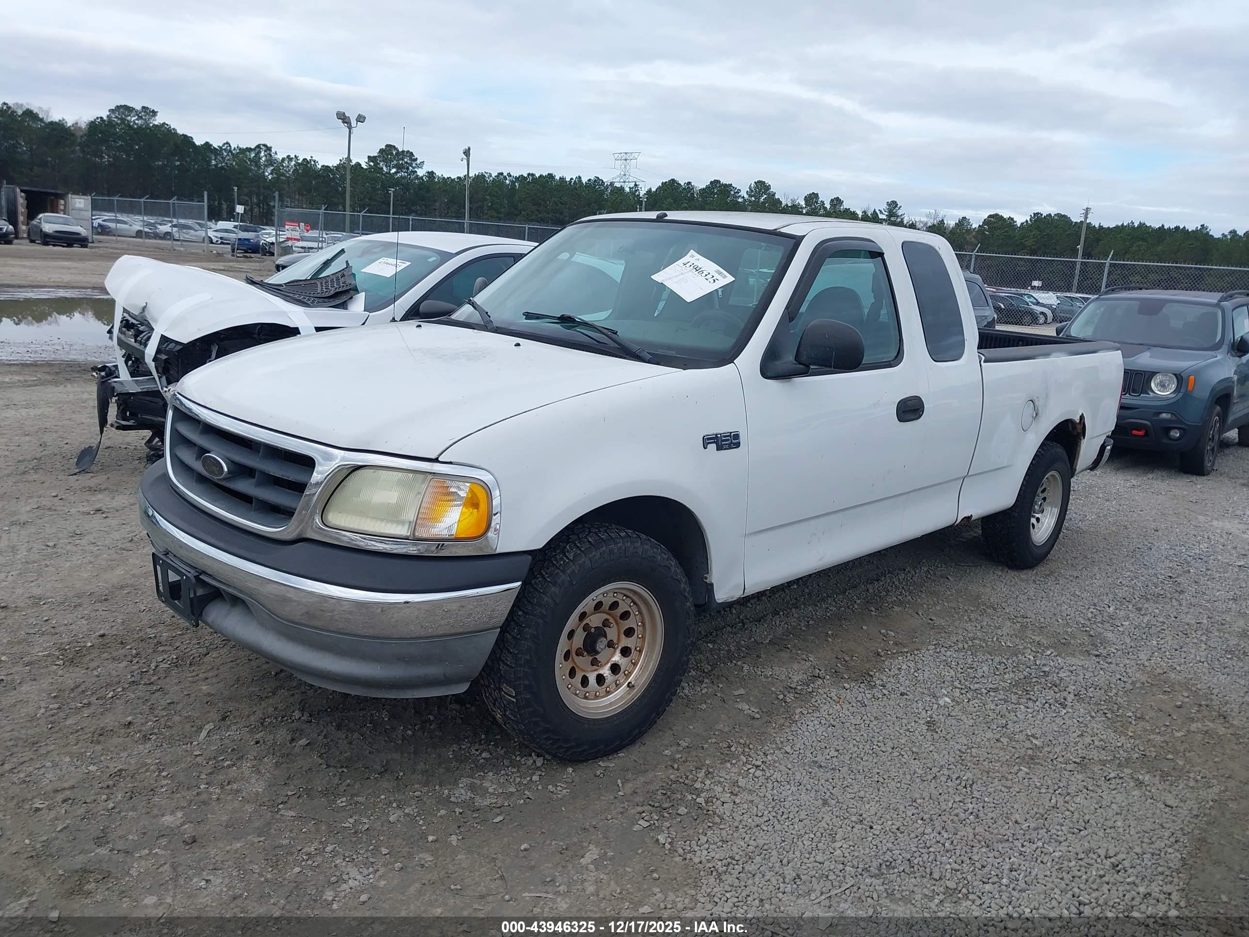 FORD F-150 image 2