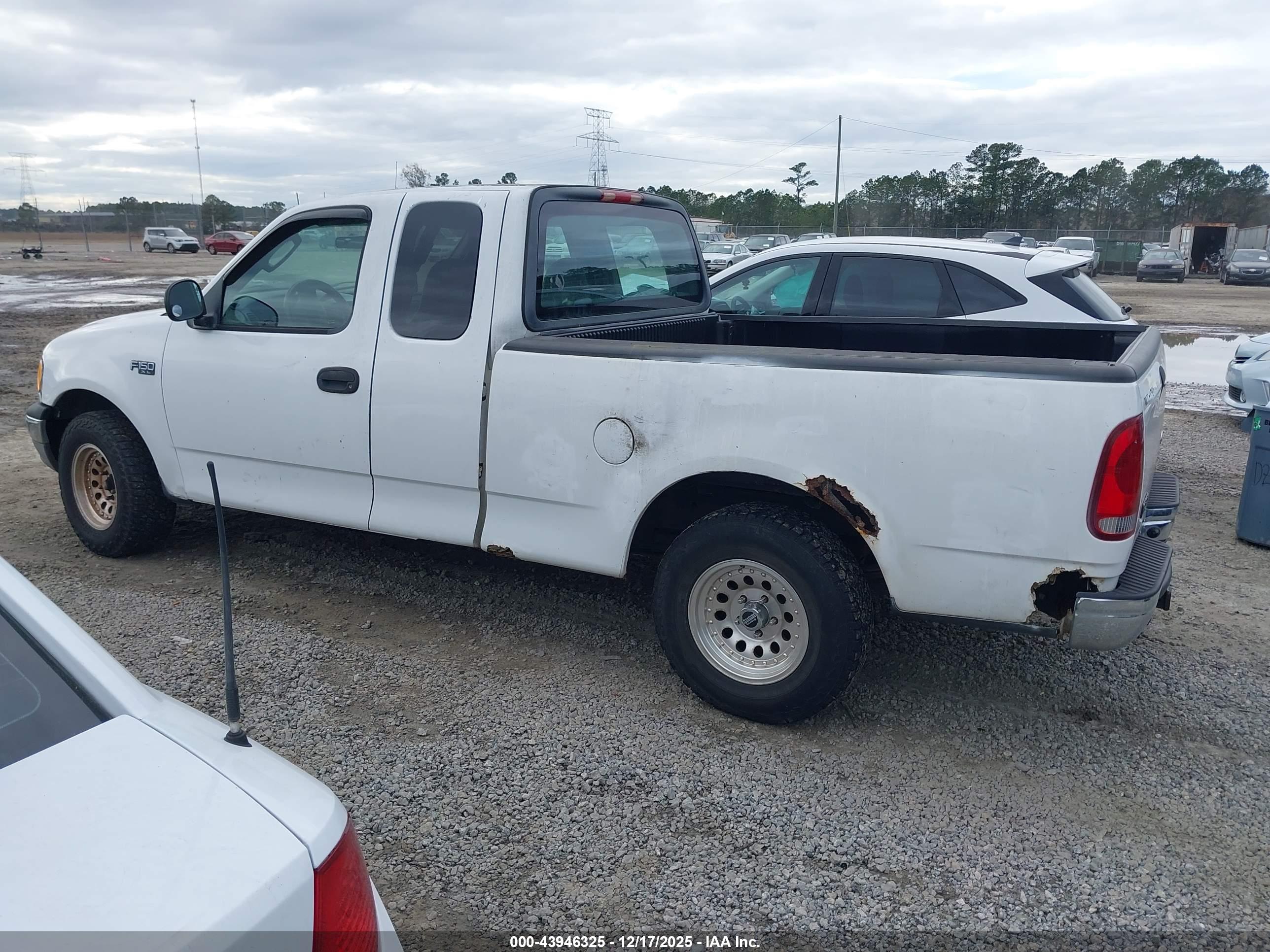 FORD F-150 image 3