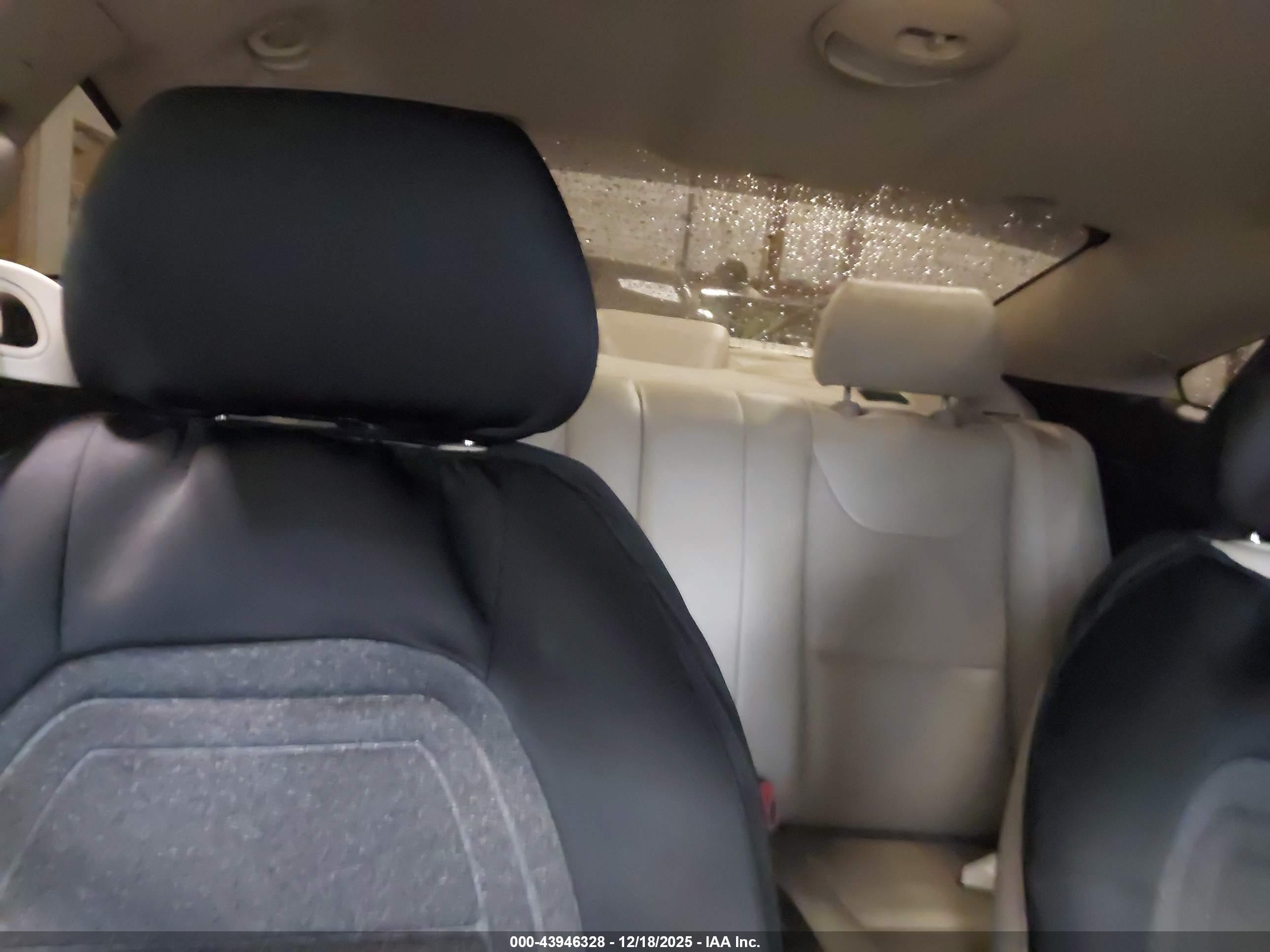 PONTIAC G6 image 8