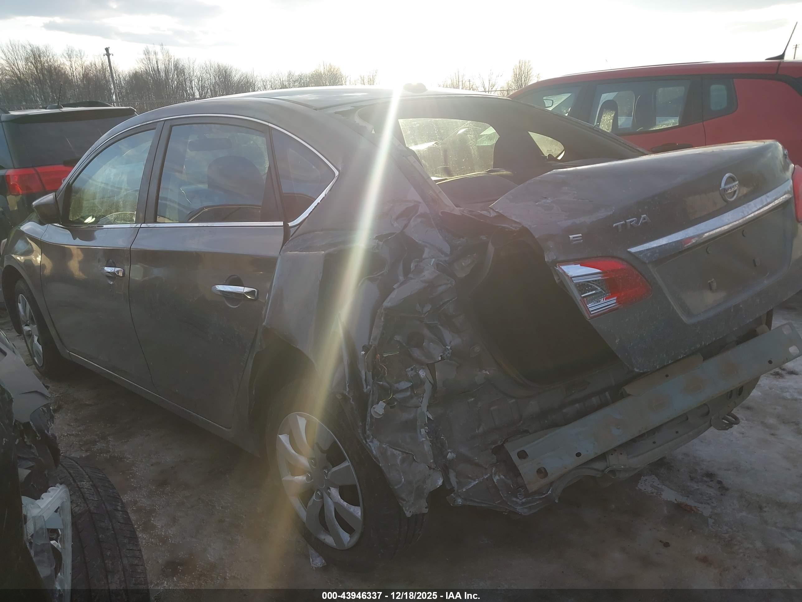 NISSAN SENTRA image 3
