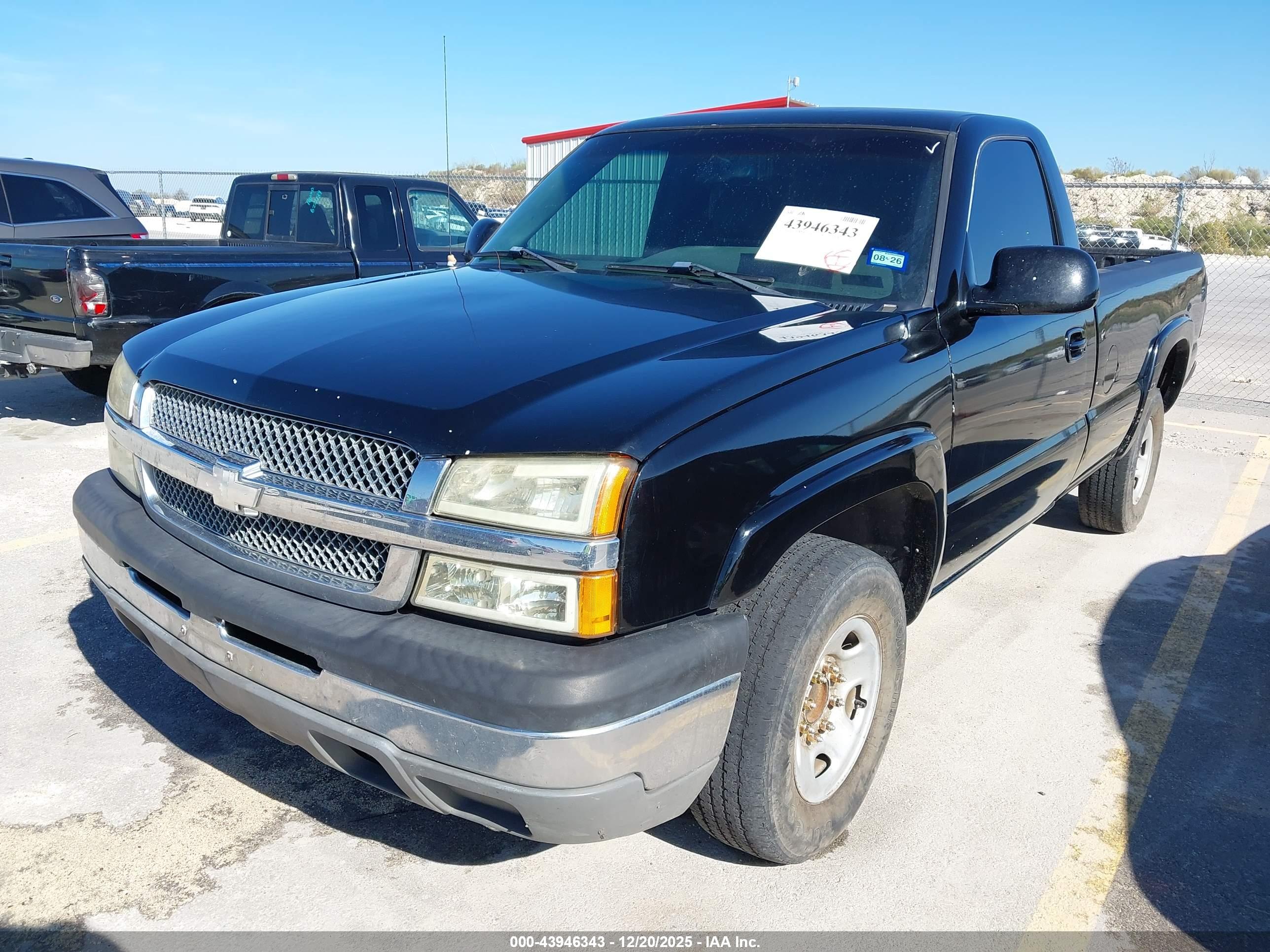 CHEVROLET SILVERADO image 2