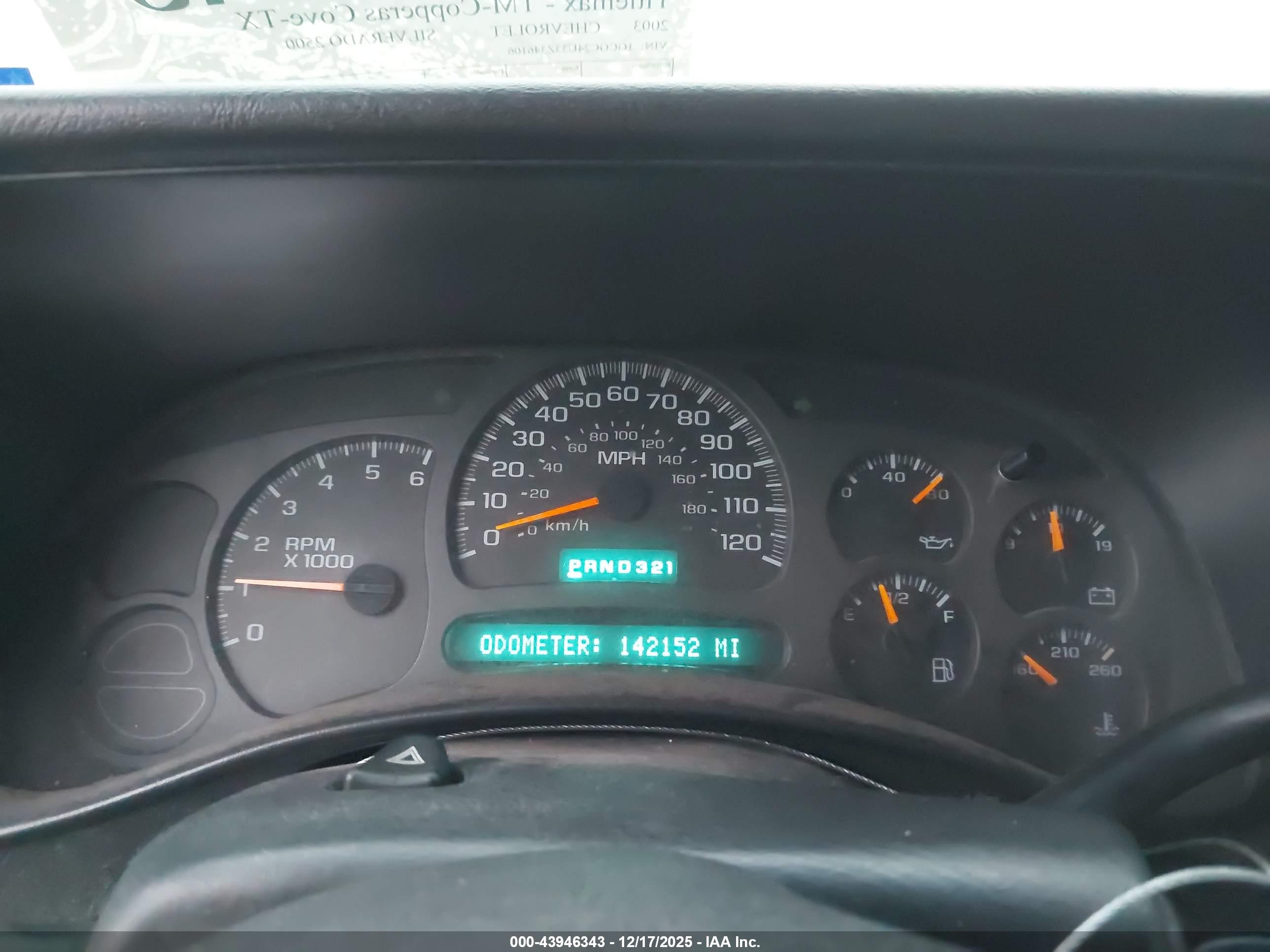 CHEVROLET SILVERADO image 7