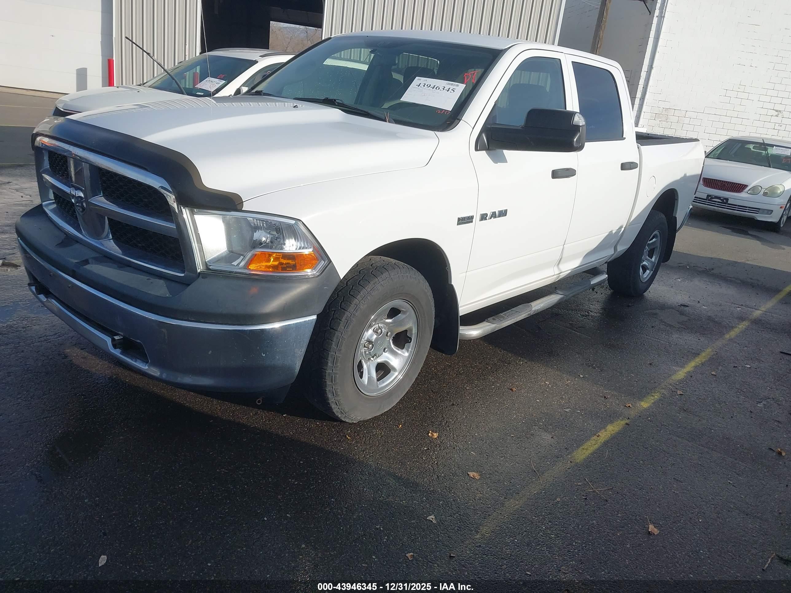DODGE RAM image 2