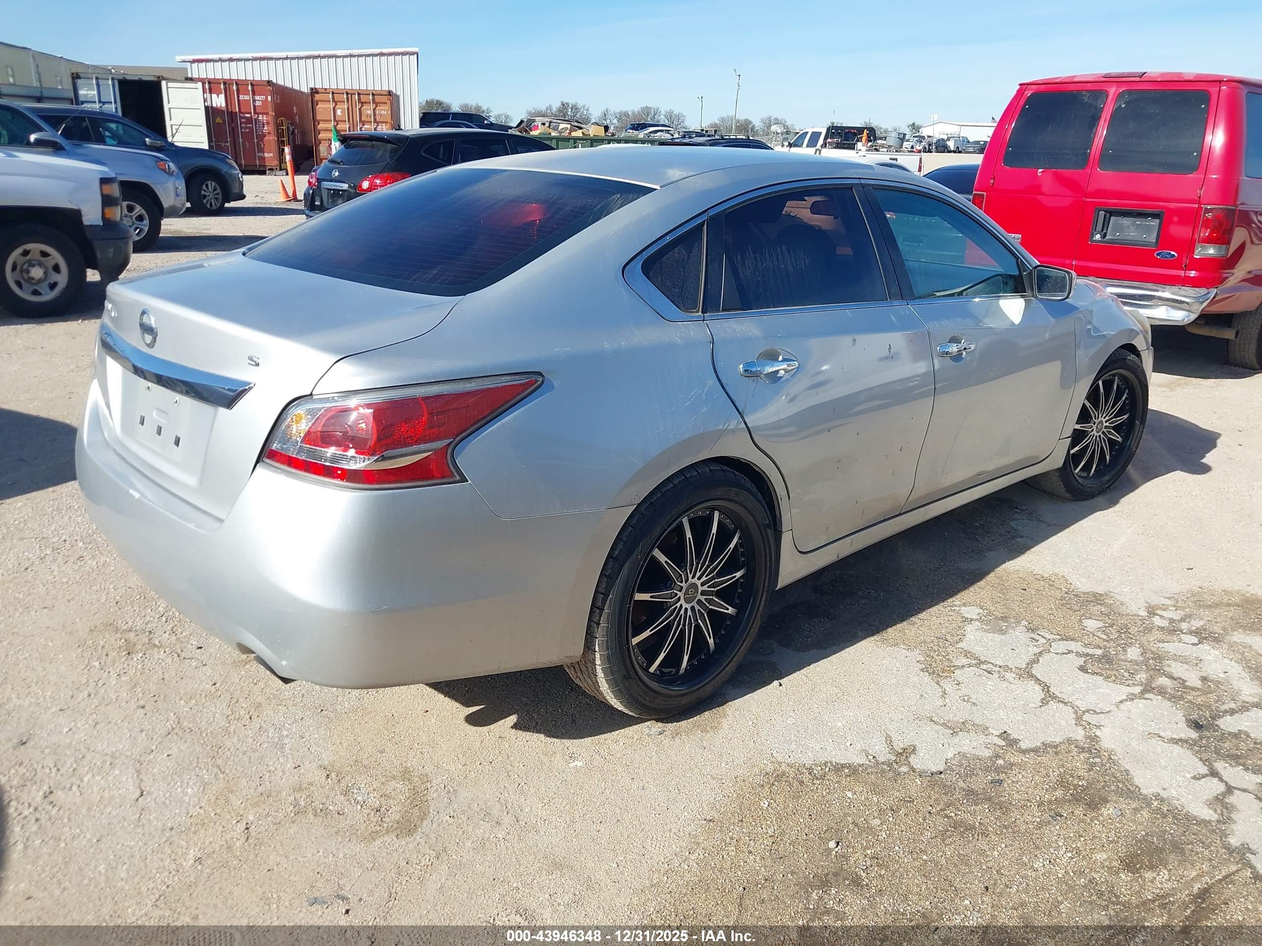 NISSAN ALTIMA image 4