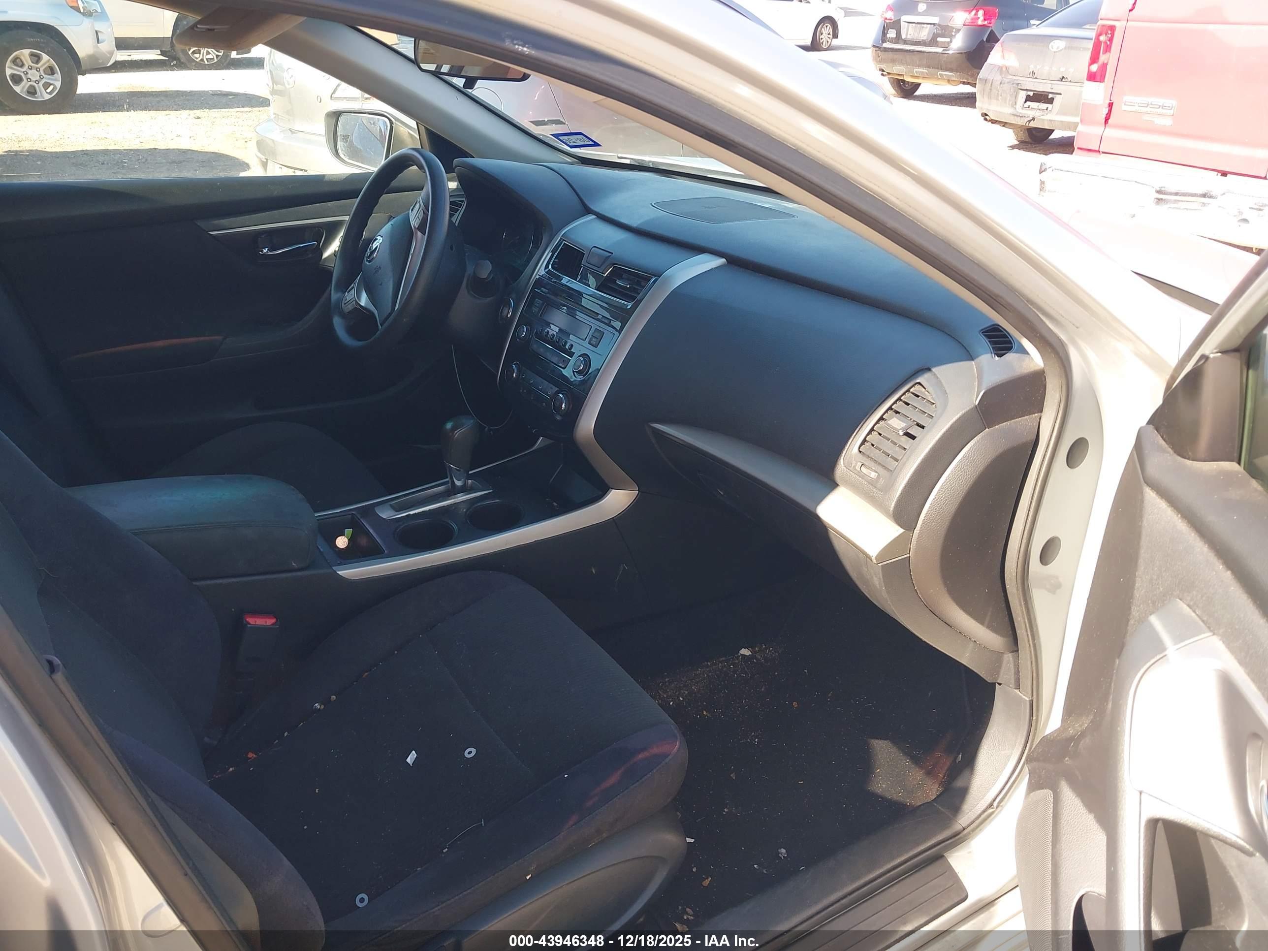 NISSAN ALTIMA image 5