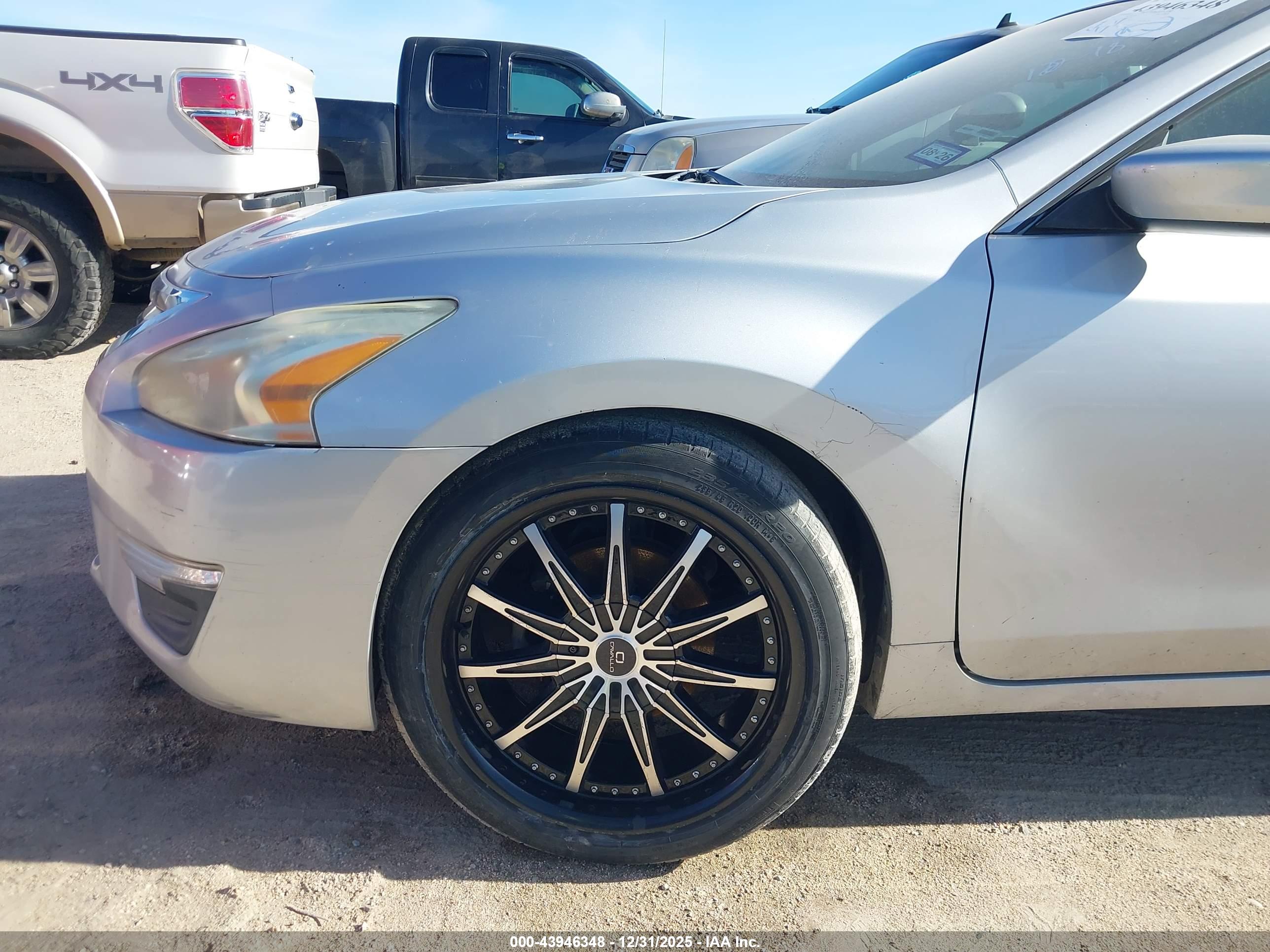 NISSAN ALTIMA image 6