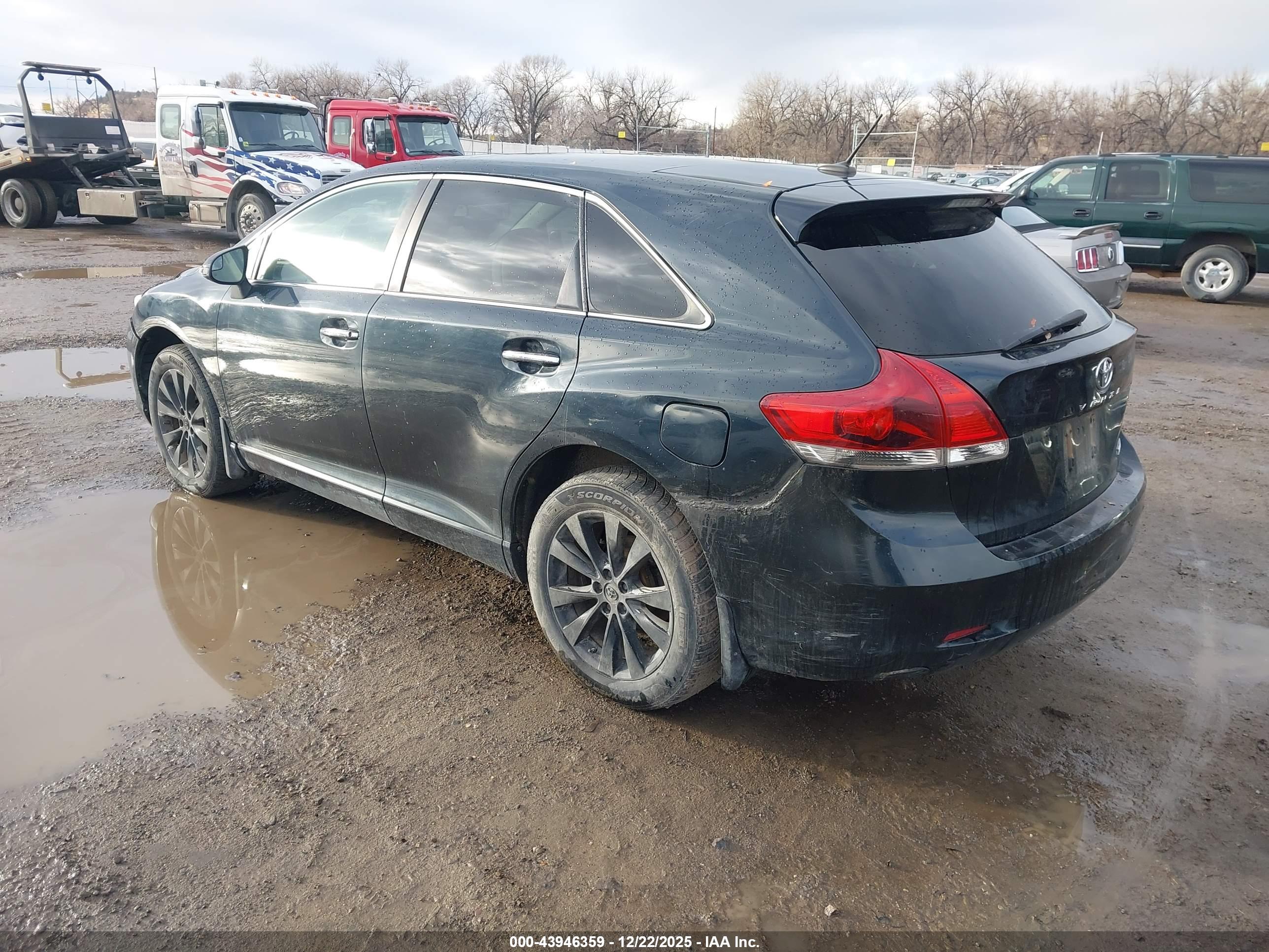 TOYOTA VENZA image 3