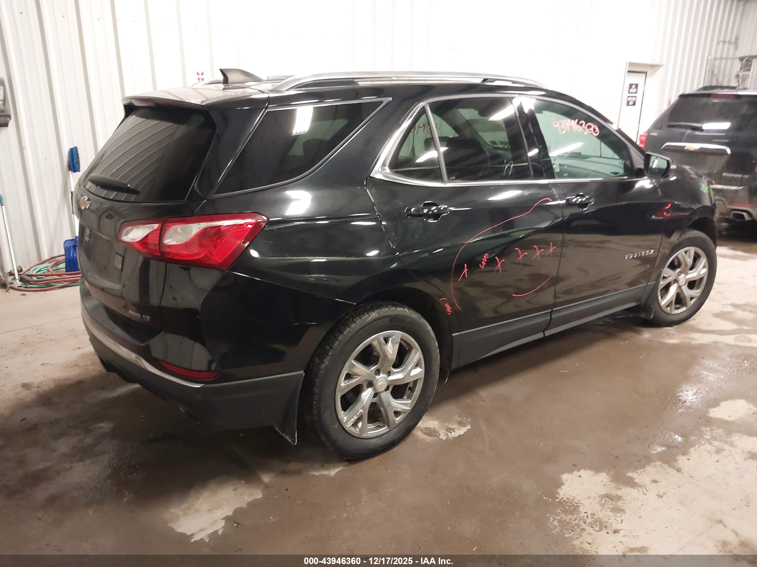 CHEVROLET EQUINOX image 4