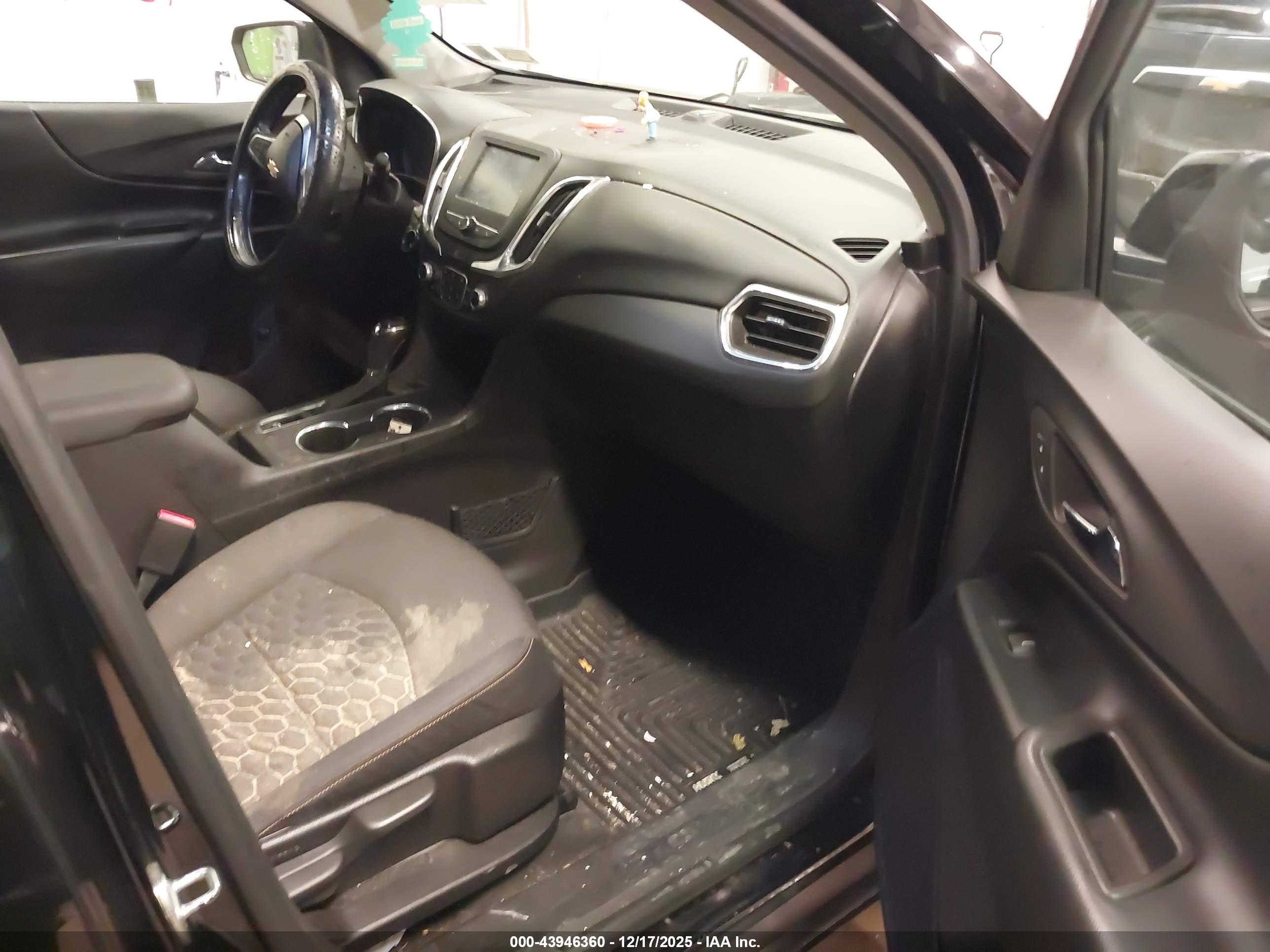 CHEVROLET EQUINOX image 5