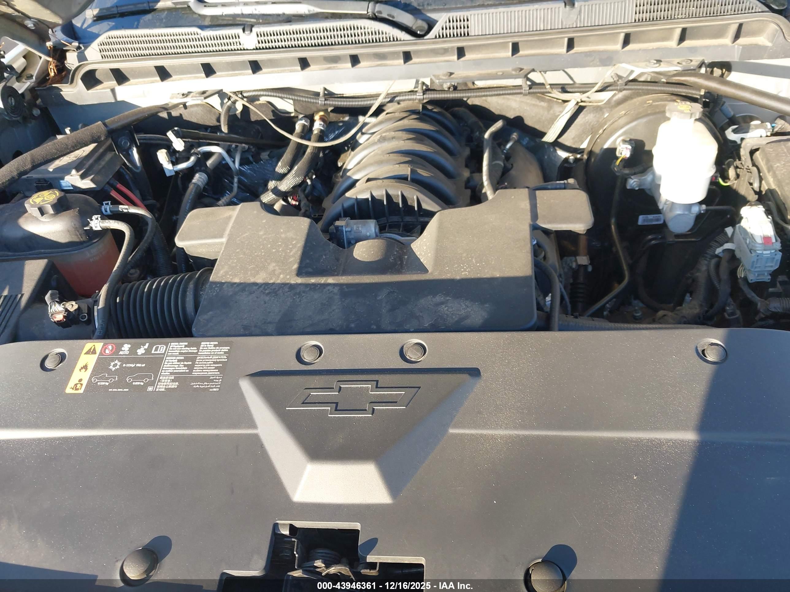 CHEVROLET SILVERADO image 10