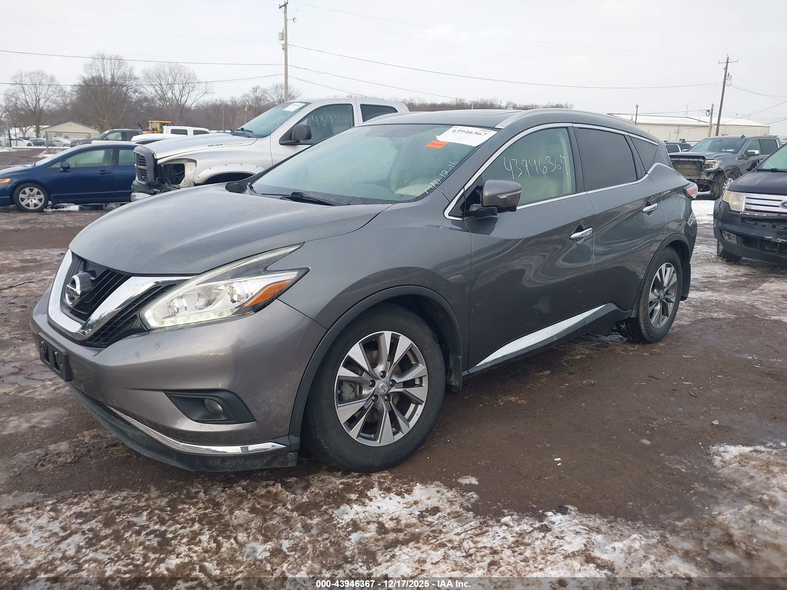 NISSAN MURANO image 2