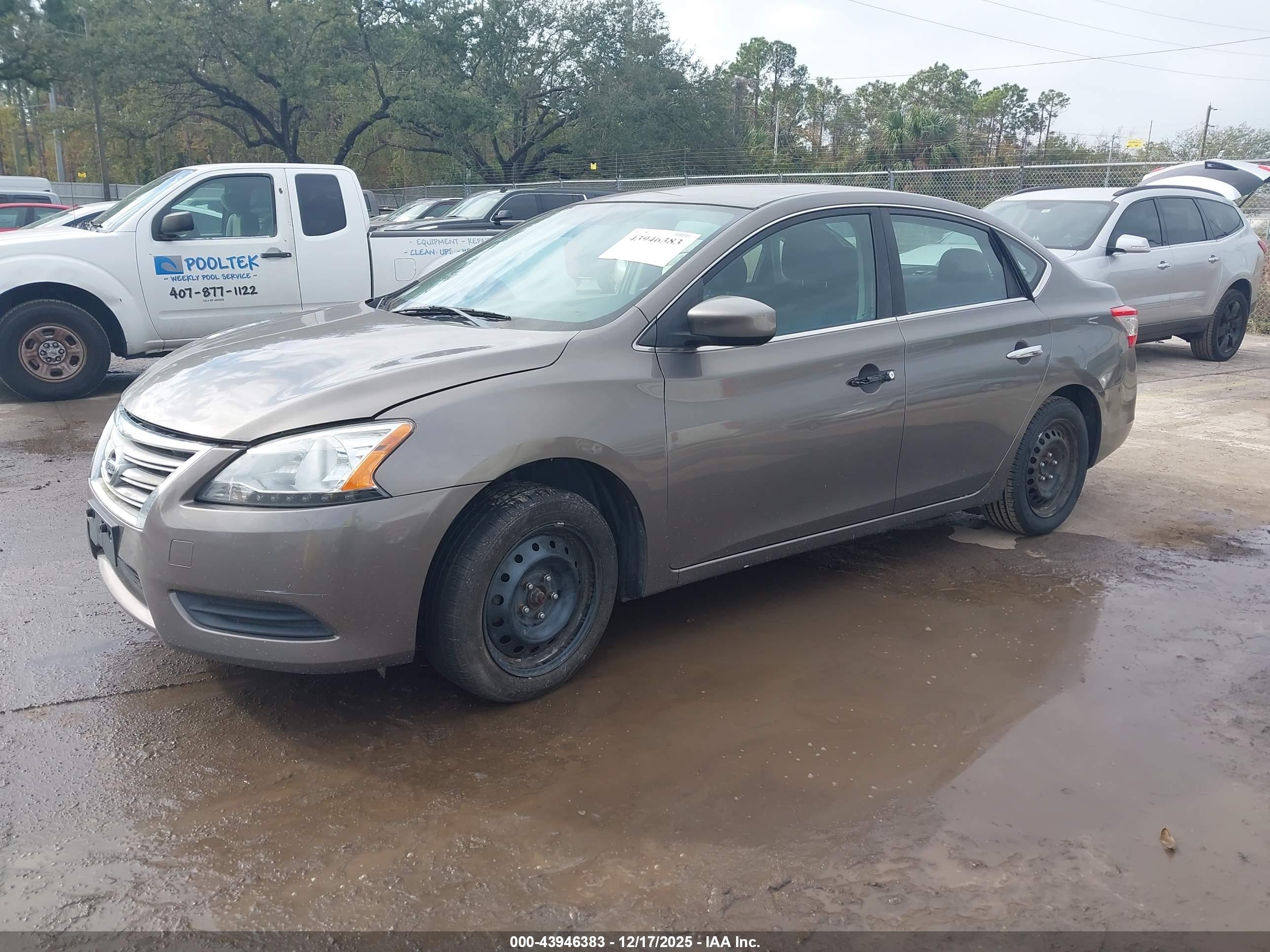 NISSAN SENTRA image 2
