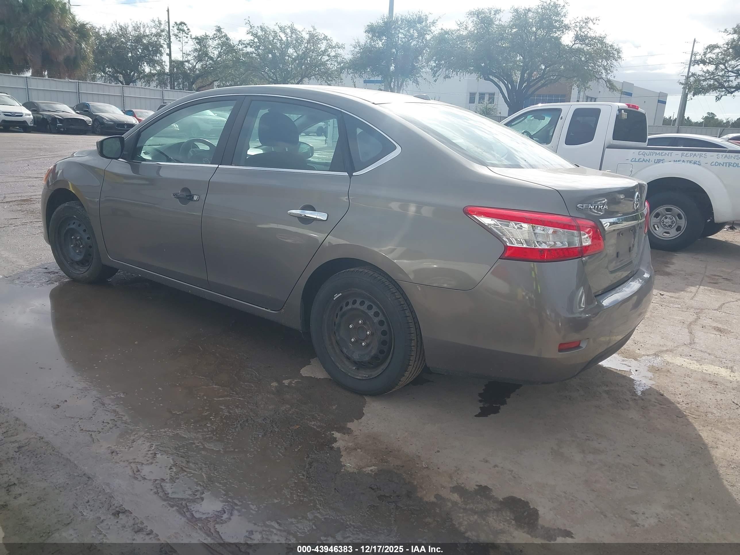 NISSAN SENTRA image 3