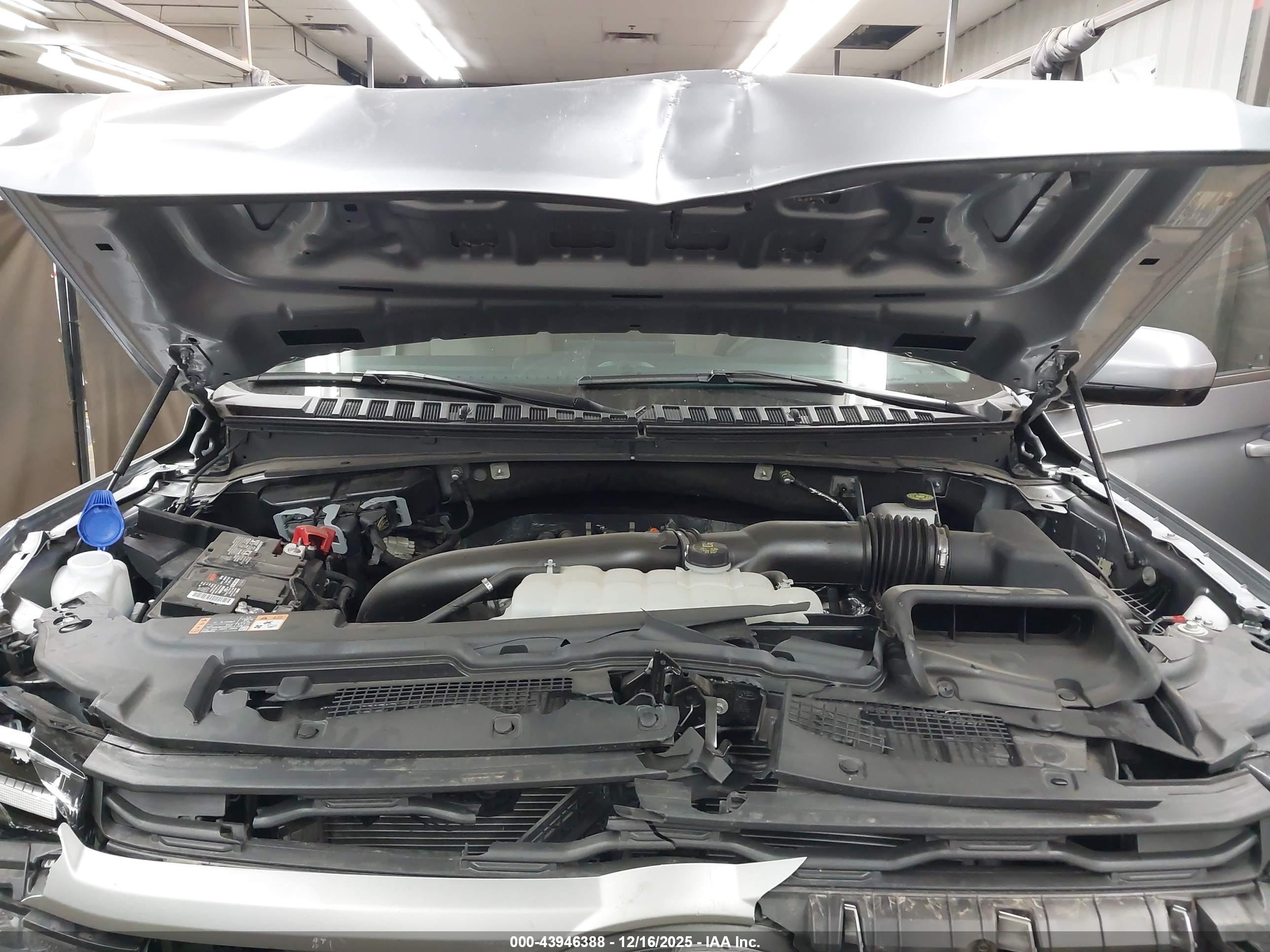 FORD EXPEDITION image 10
