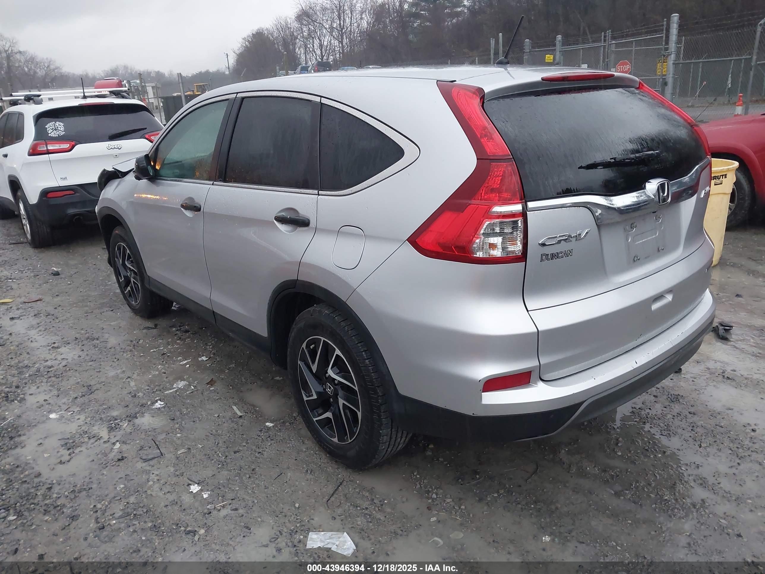 HONDA CR-V image 3