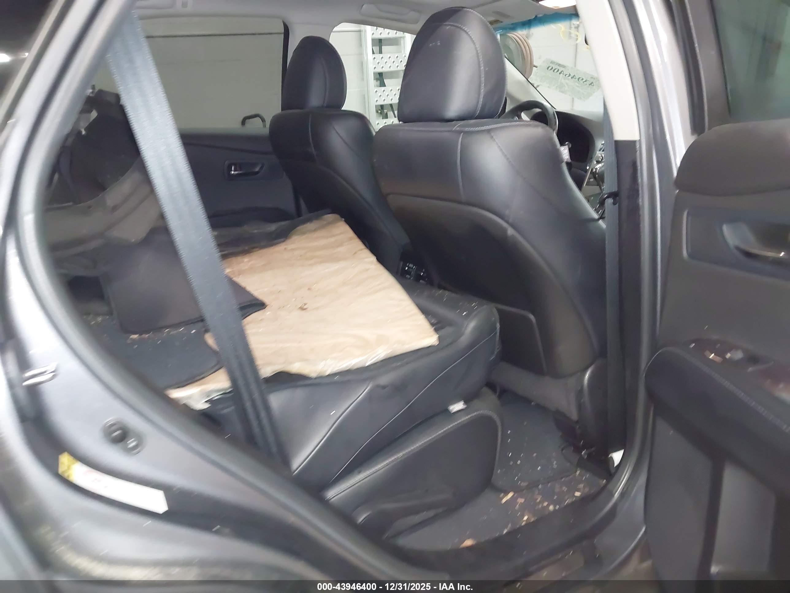 LEXUS RX image 8