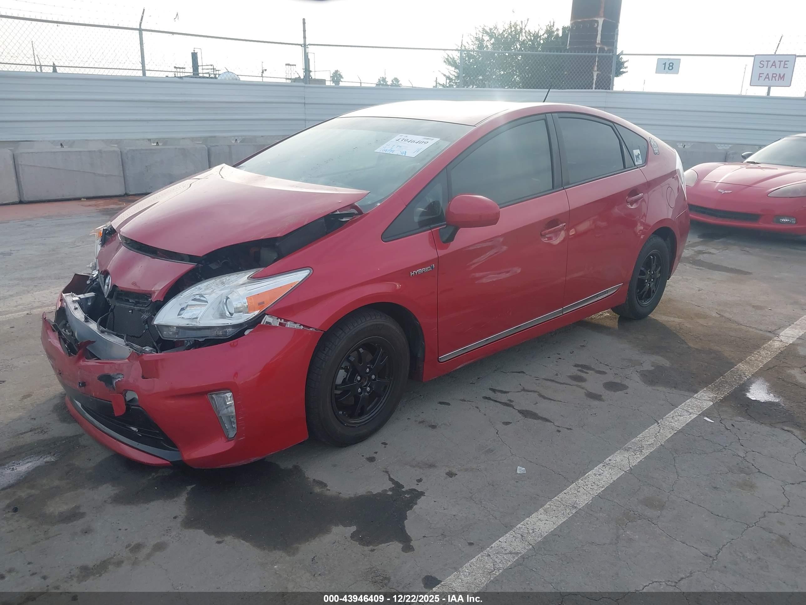 TOYOTA PRIUS image 2