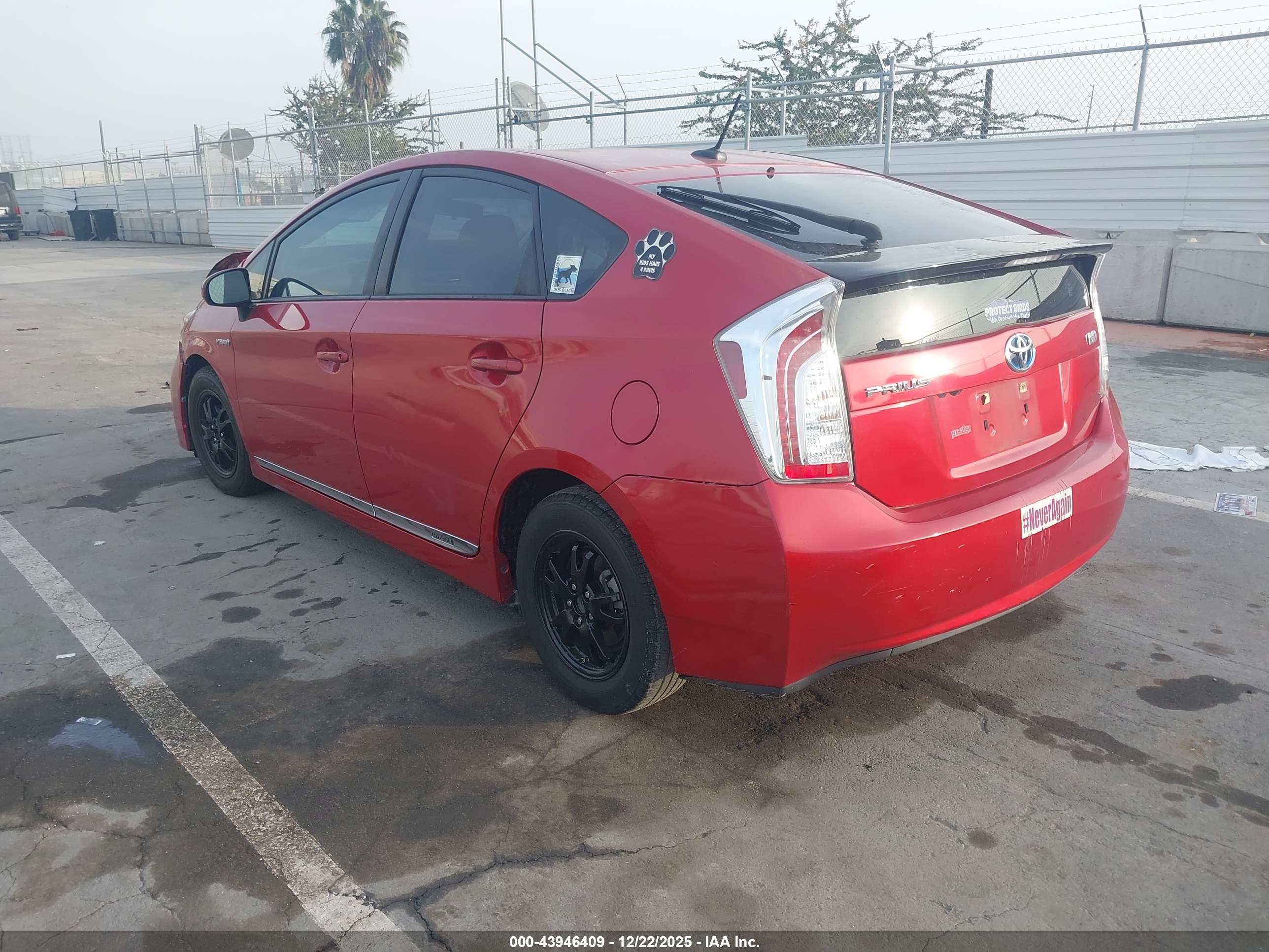 TOYOTA PRIUS image 3