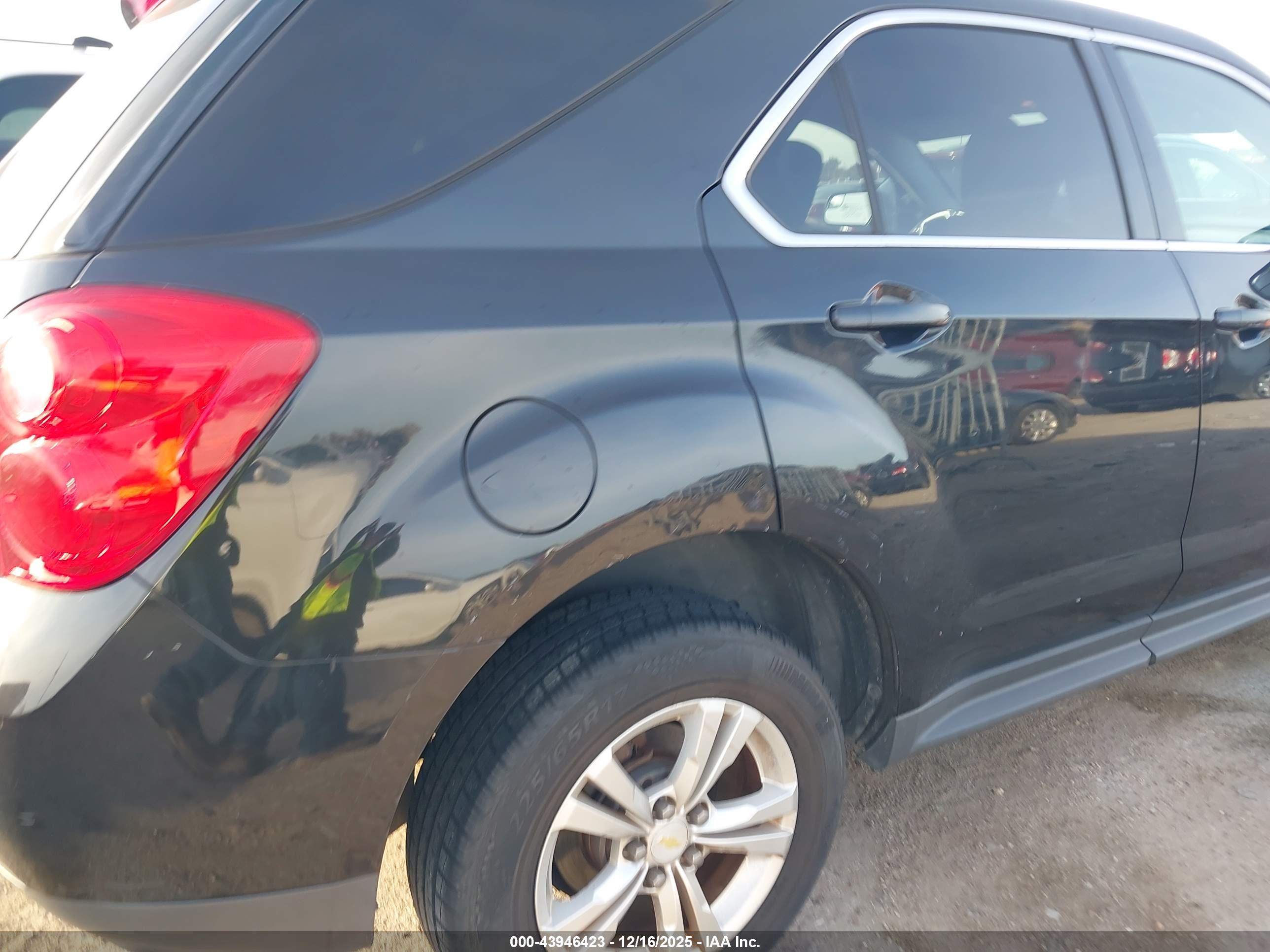 CHEVROLET EQUINOX image 6