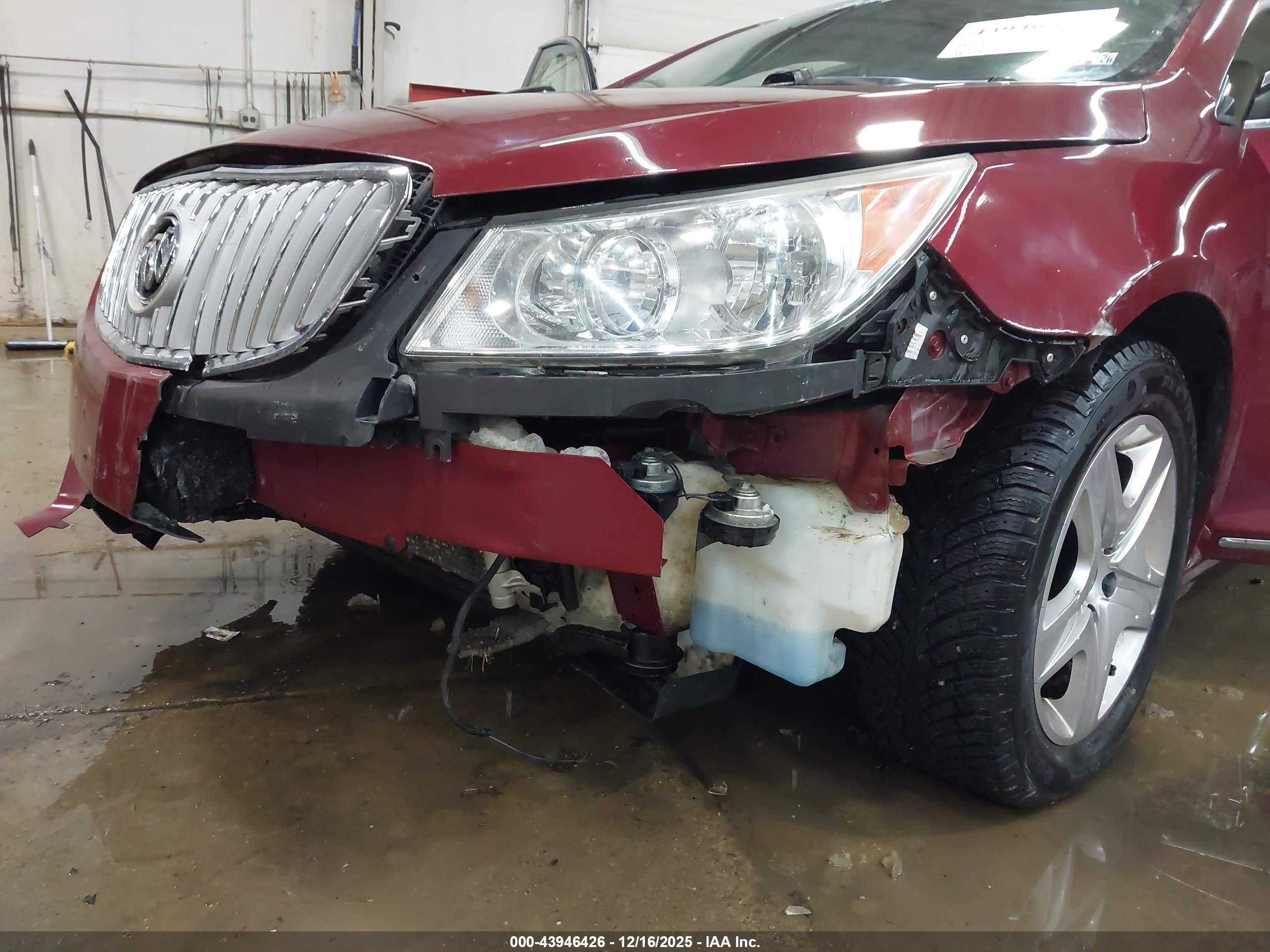 BUICK LACROSSE image 6