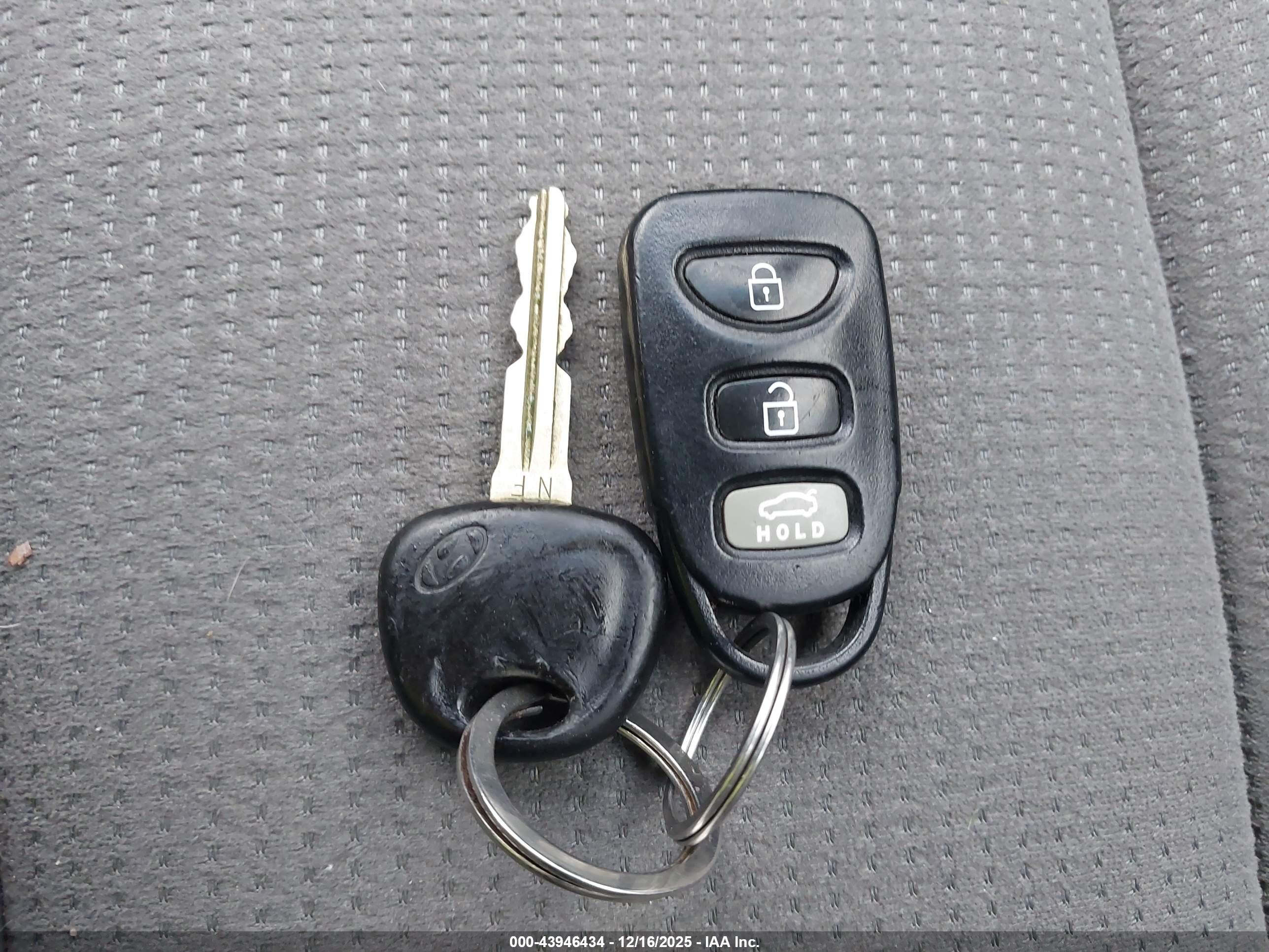 HYUNDAI SONATA image 11