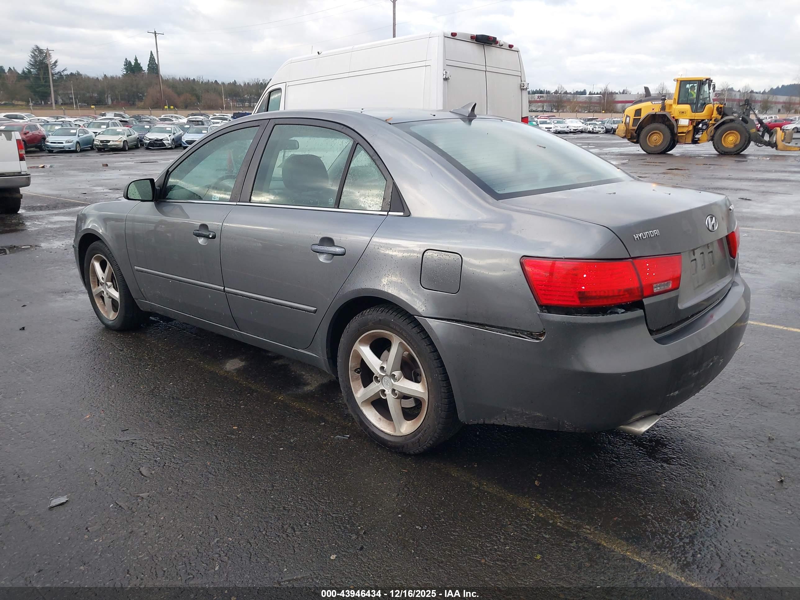HYUNDAI SONATA image 3