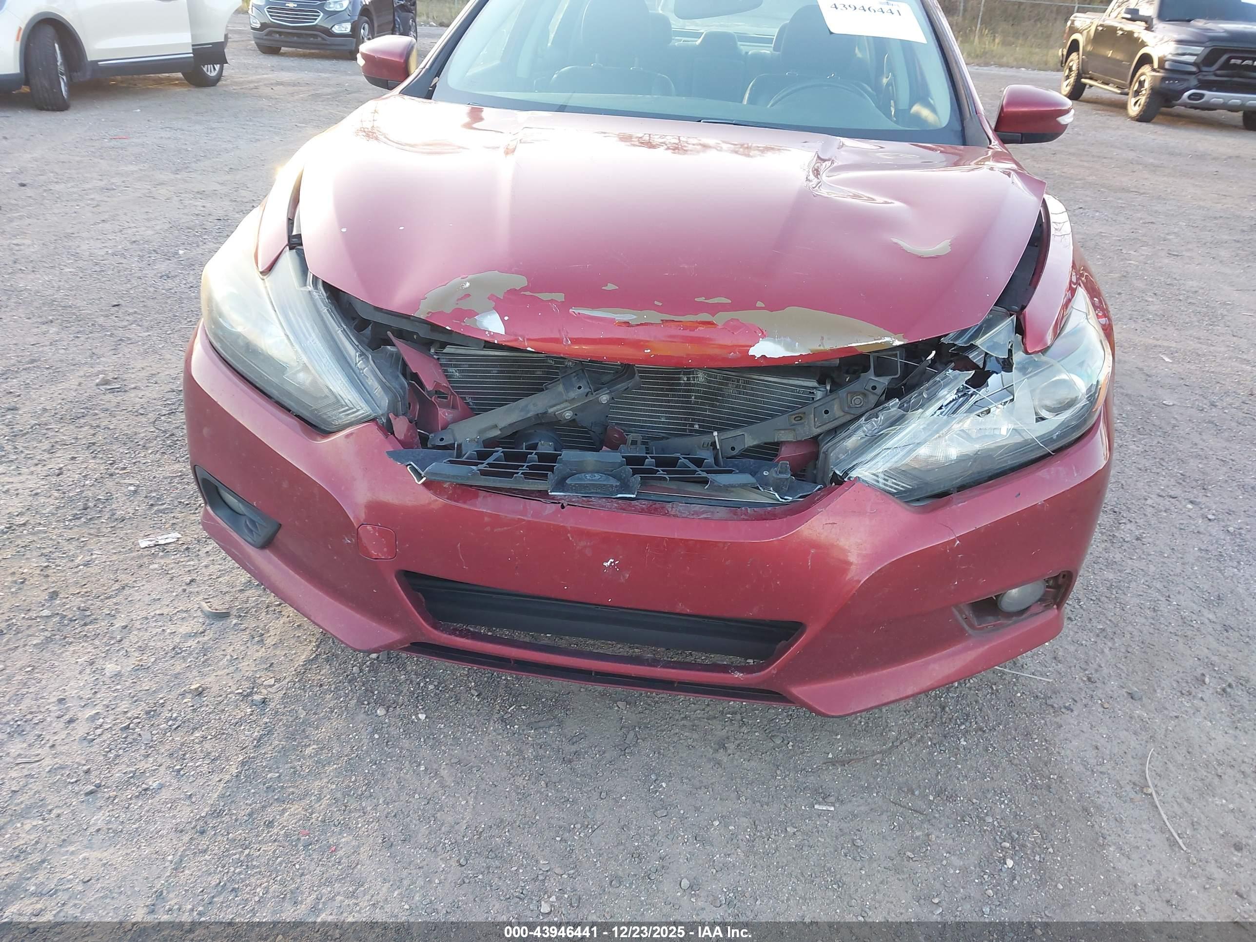 NISSAN ALTIMA image 6