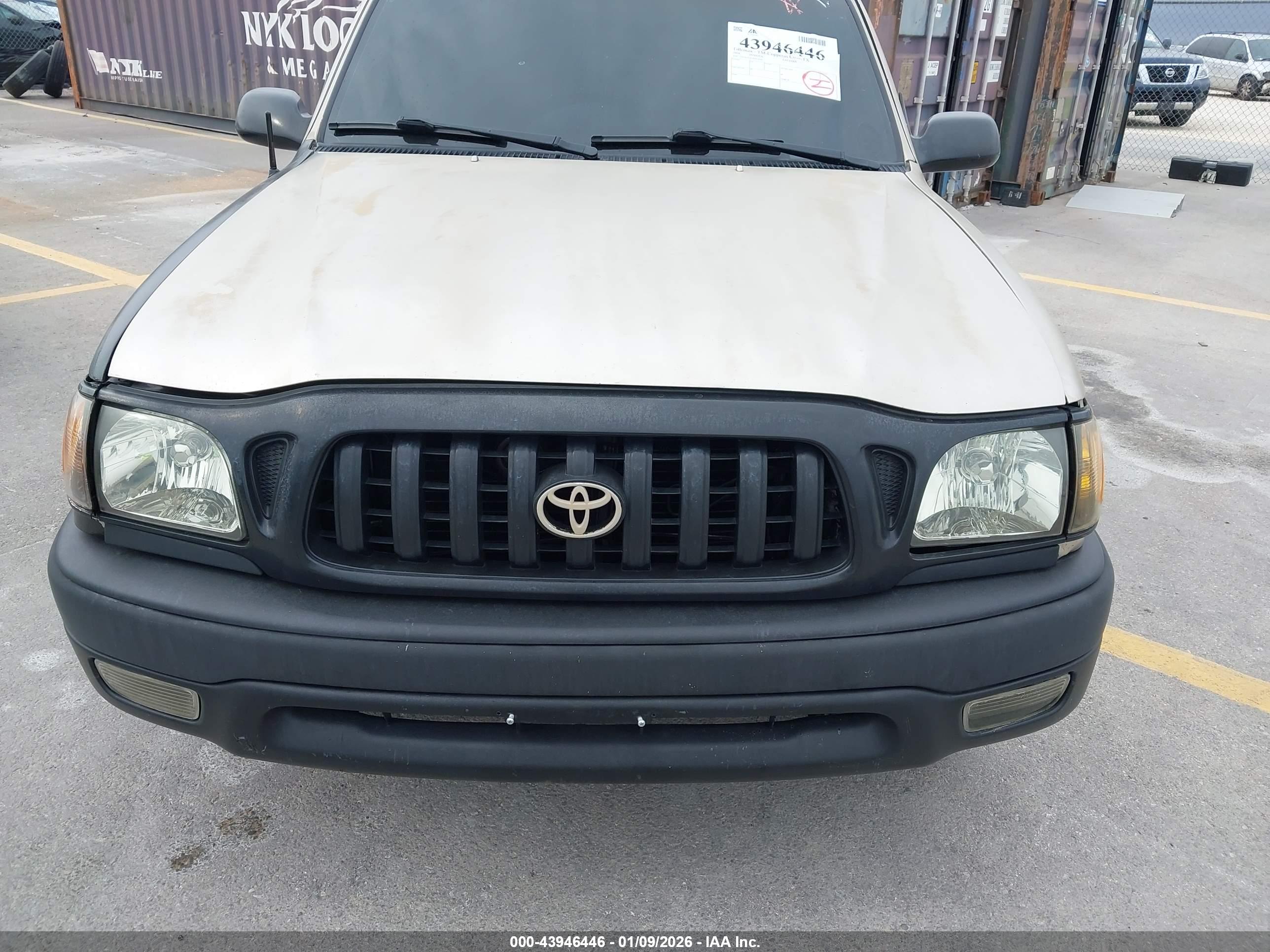 TOYOTA TACOMA image 6