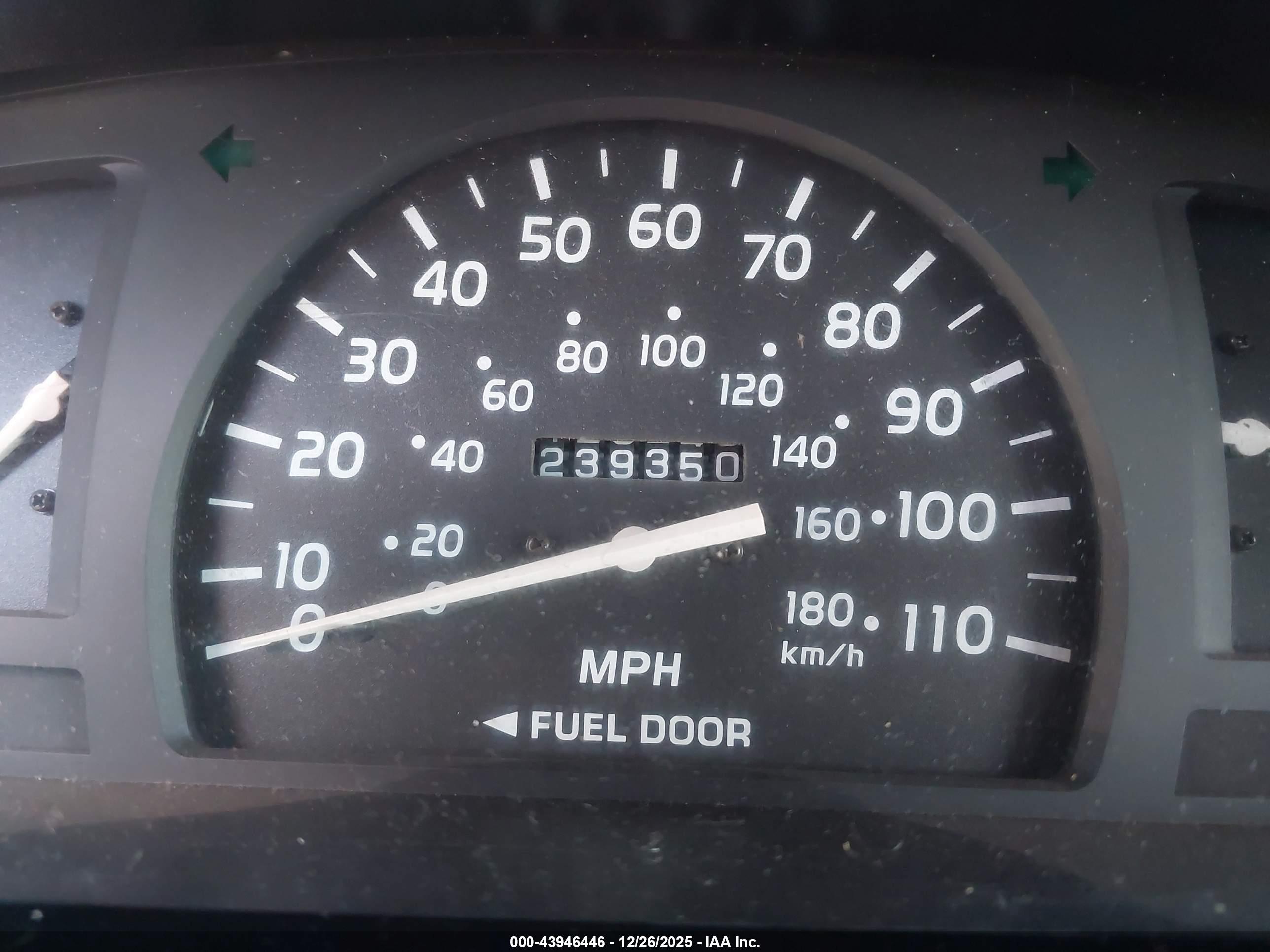 TOYOTA TACOMA image 7