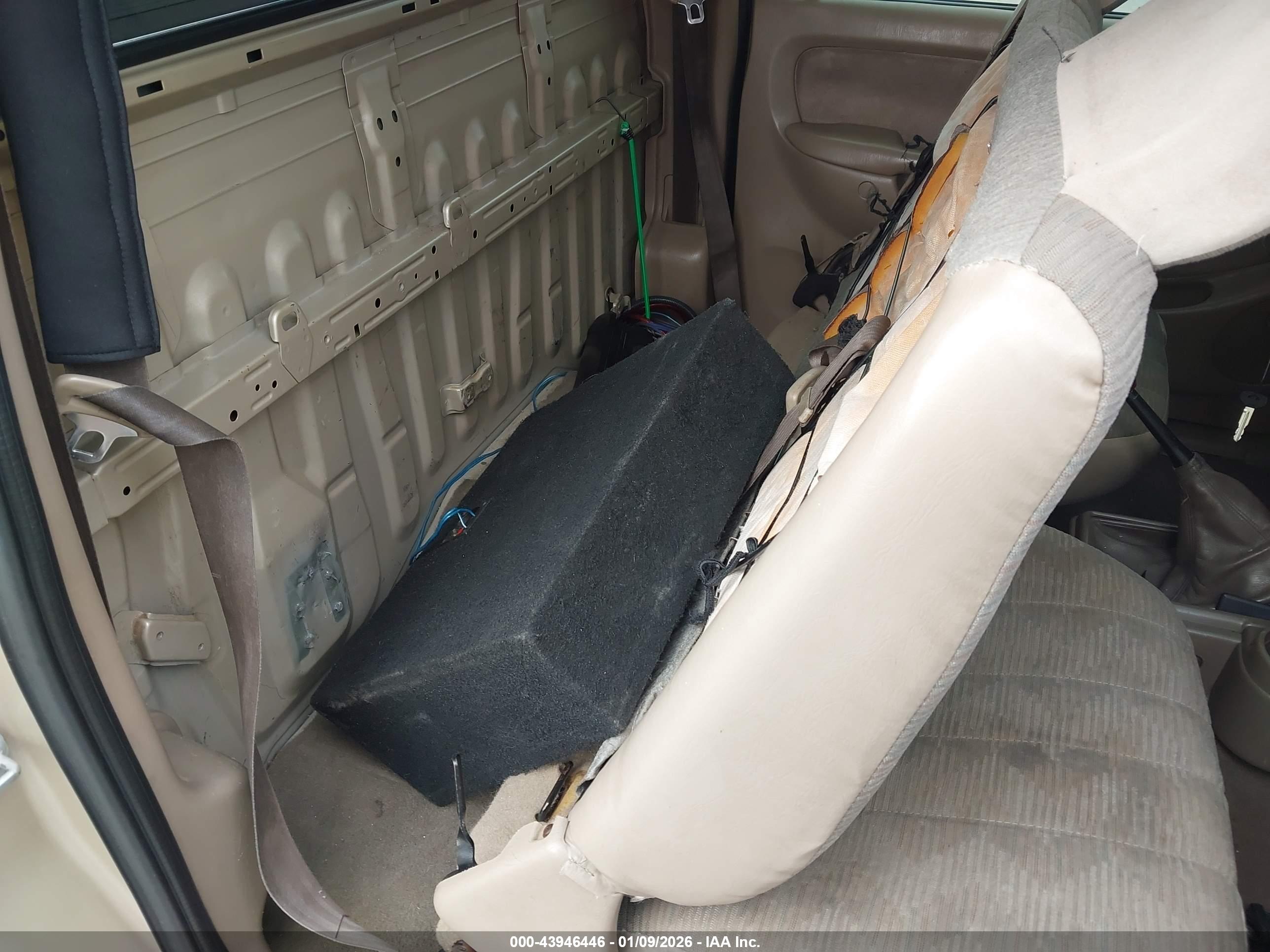 TOYOTA TACOMA image 8