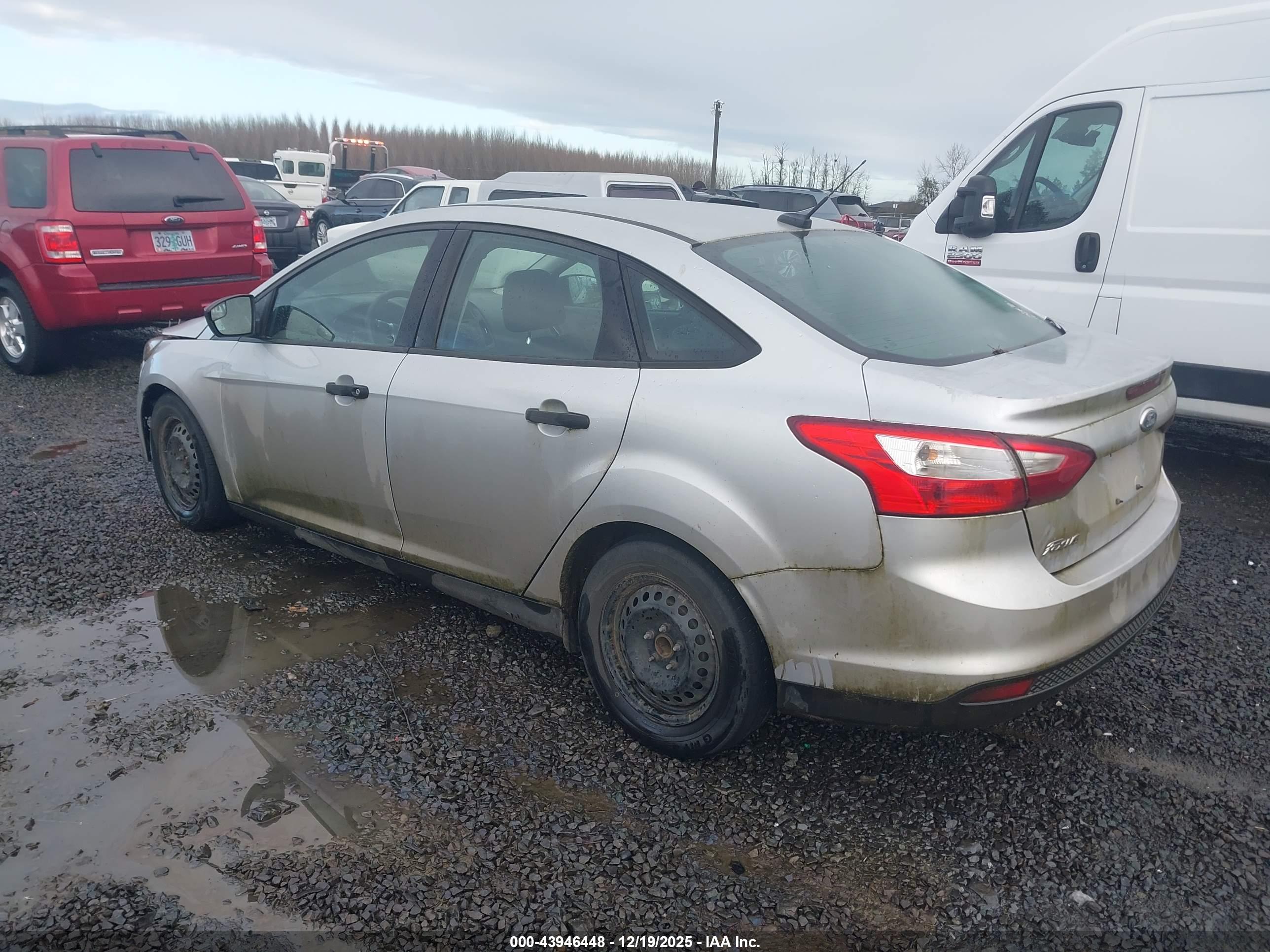 FORD FOCUS image 3