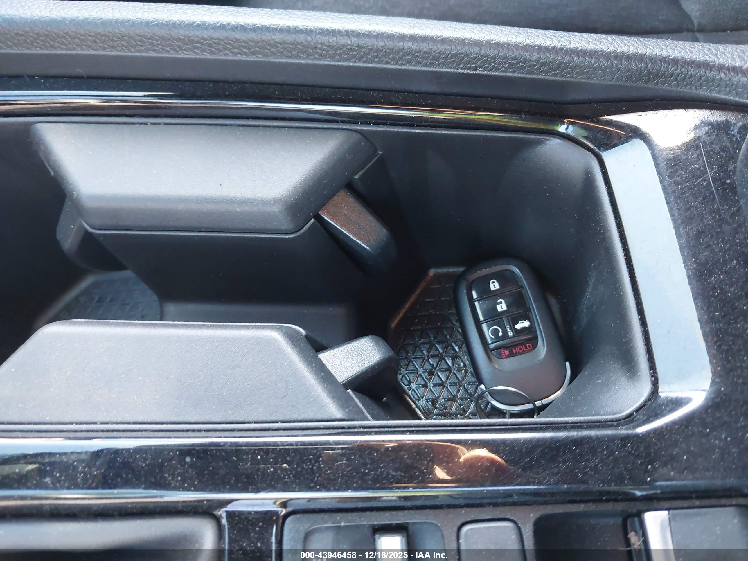 HONDA ACCORD image 11