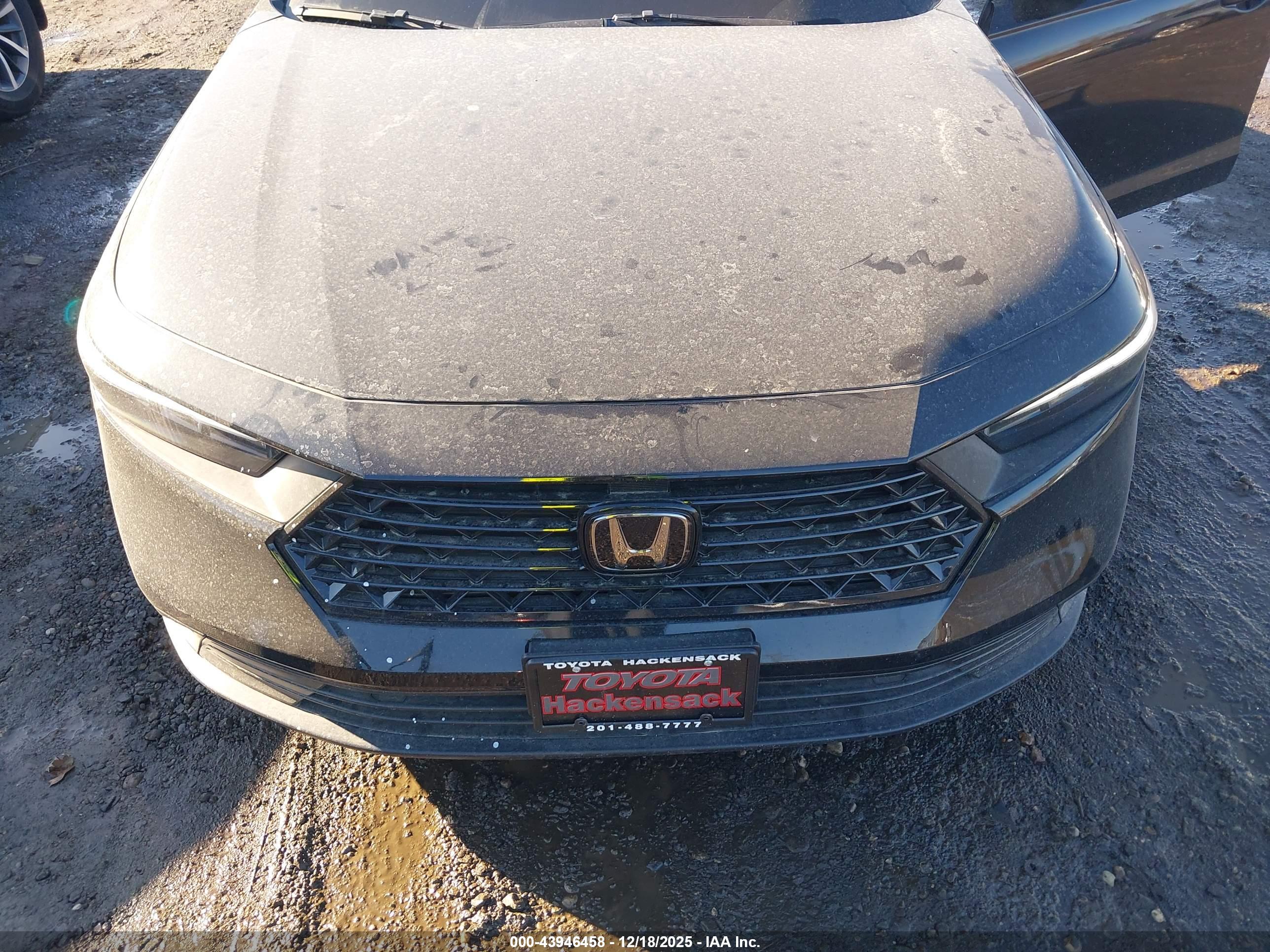 HONDA ACCORD image 6