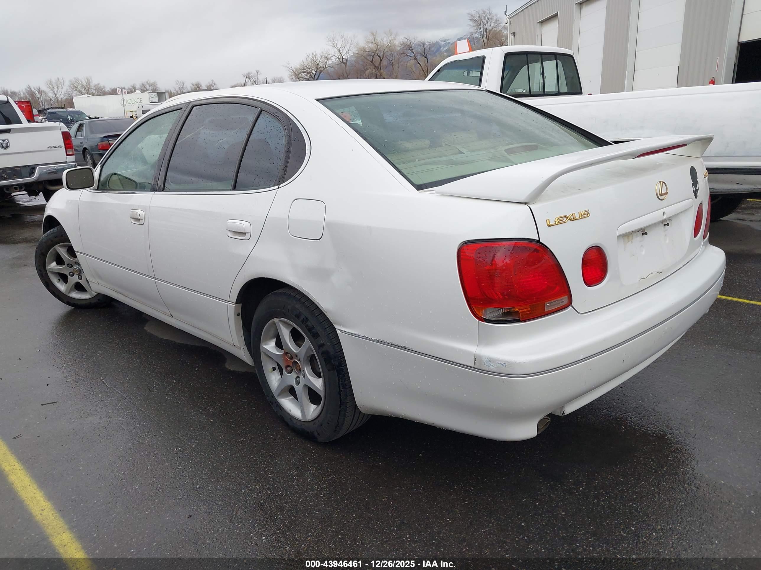 LEXUS GS image 3