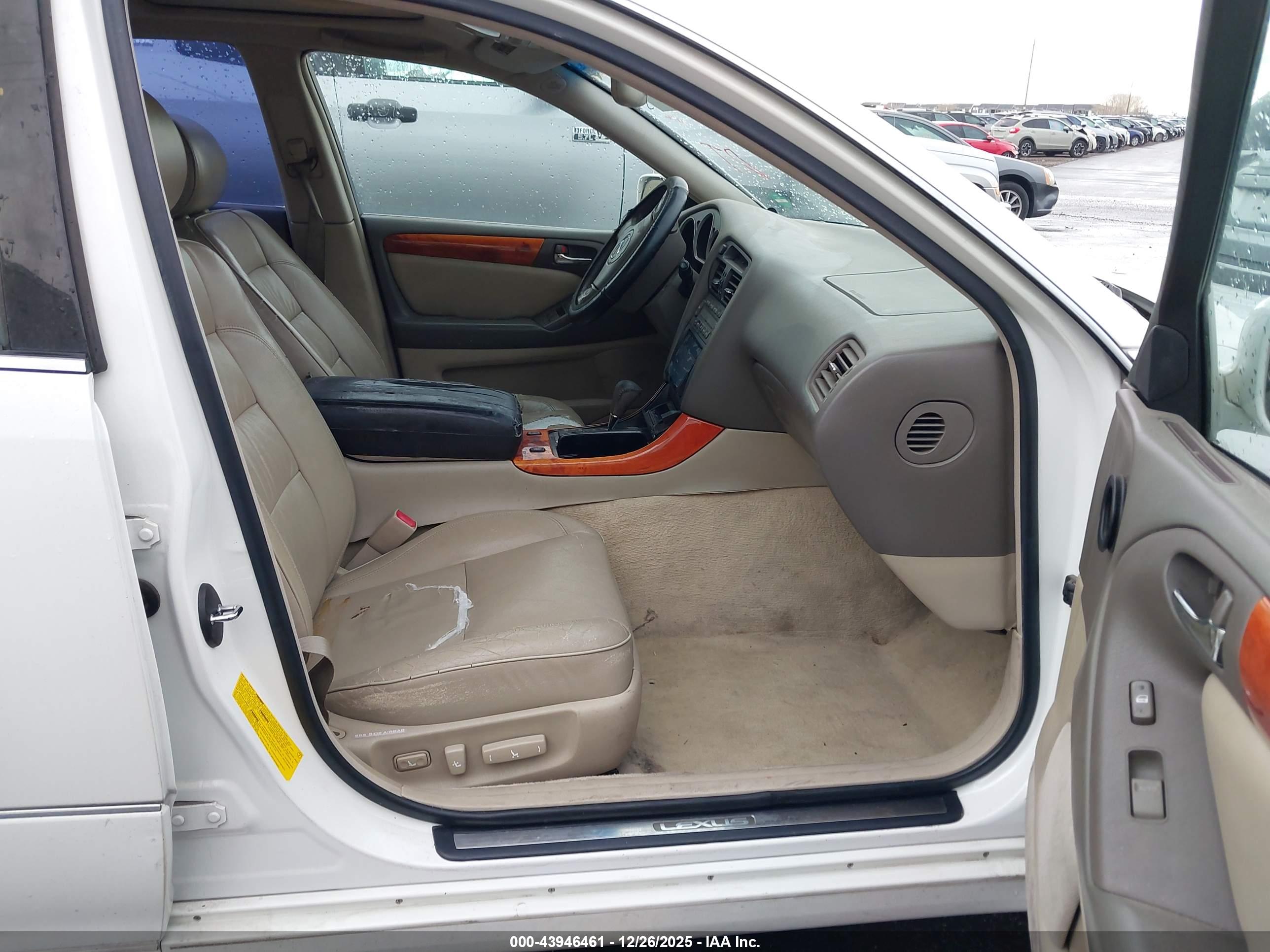 LEXUS GS image 5