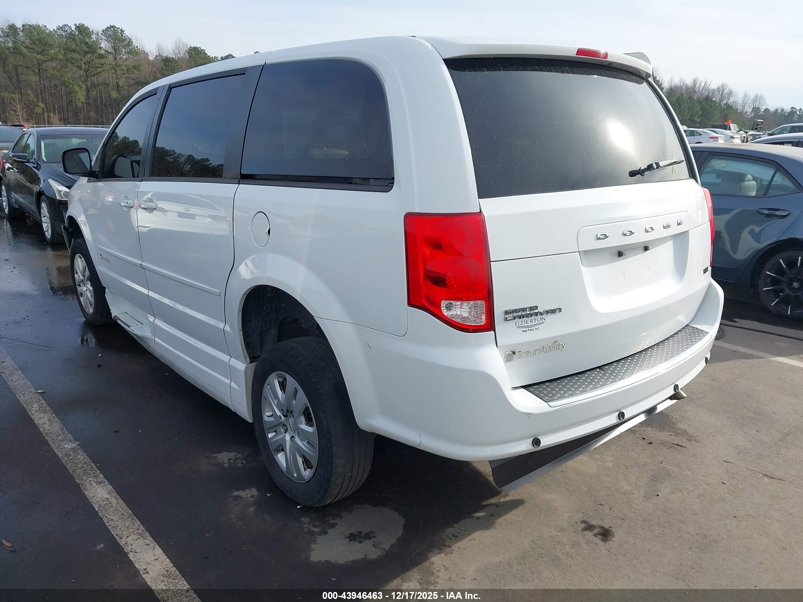 DODGE GRAND image 3