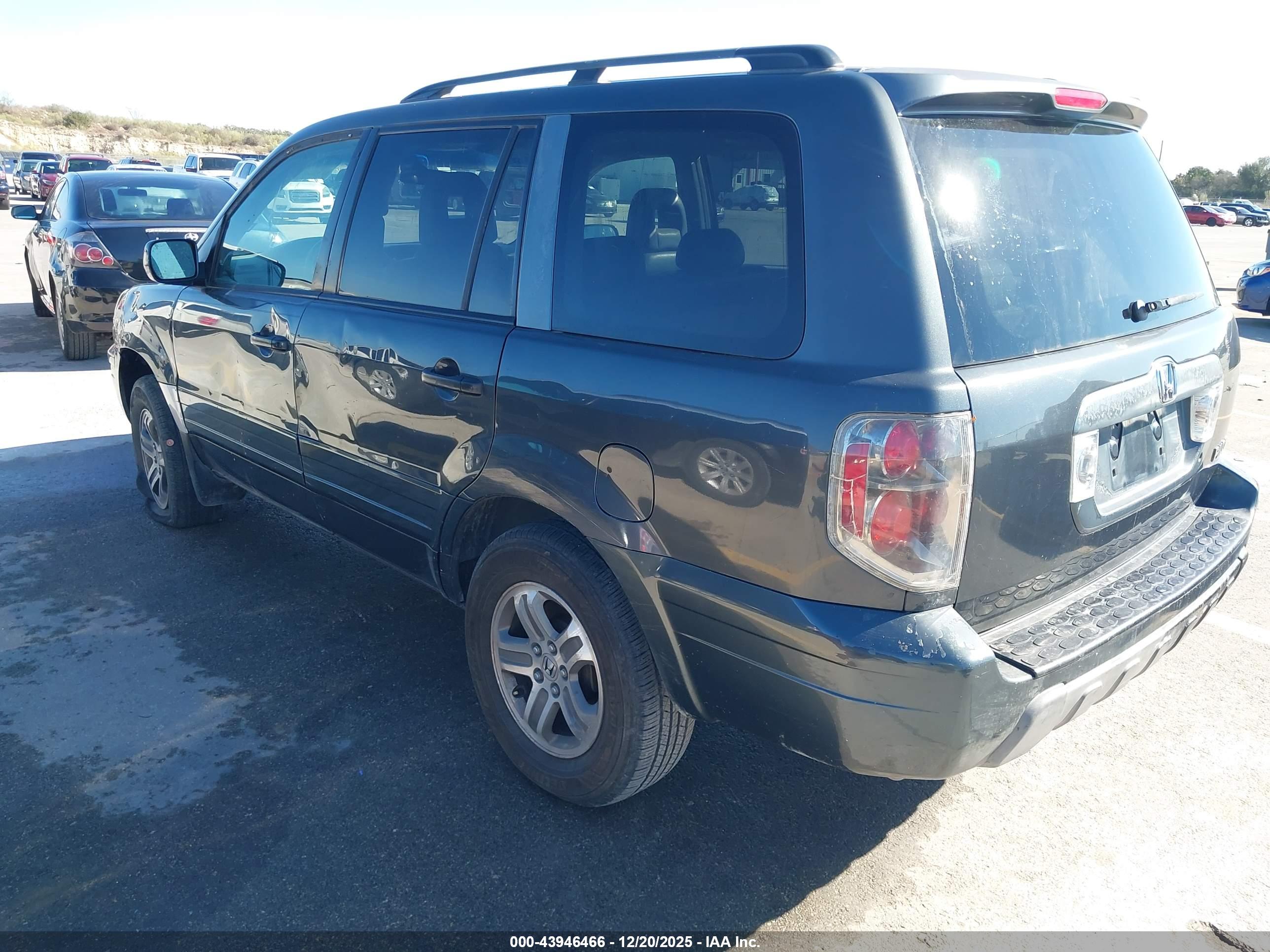 HONDA PILOT image 3