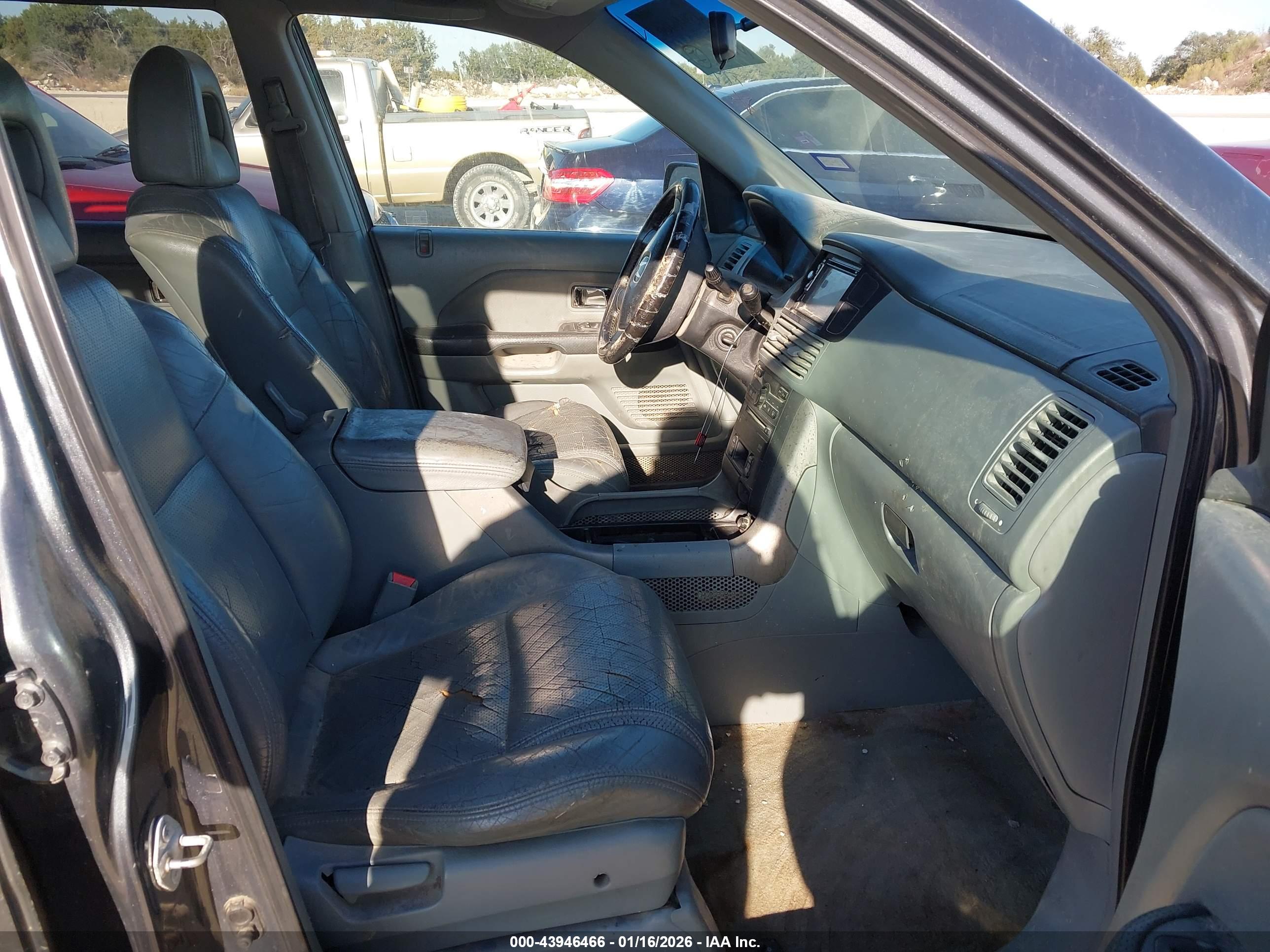 HONDA PILOT image 5