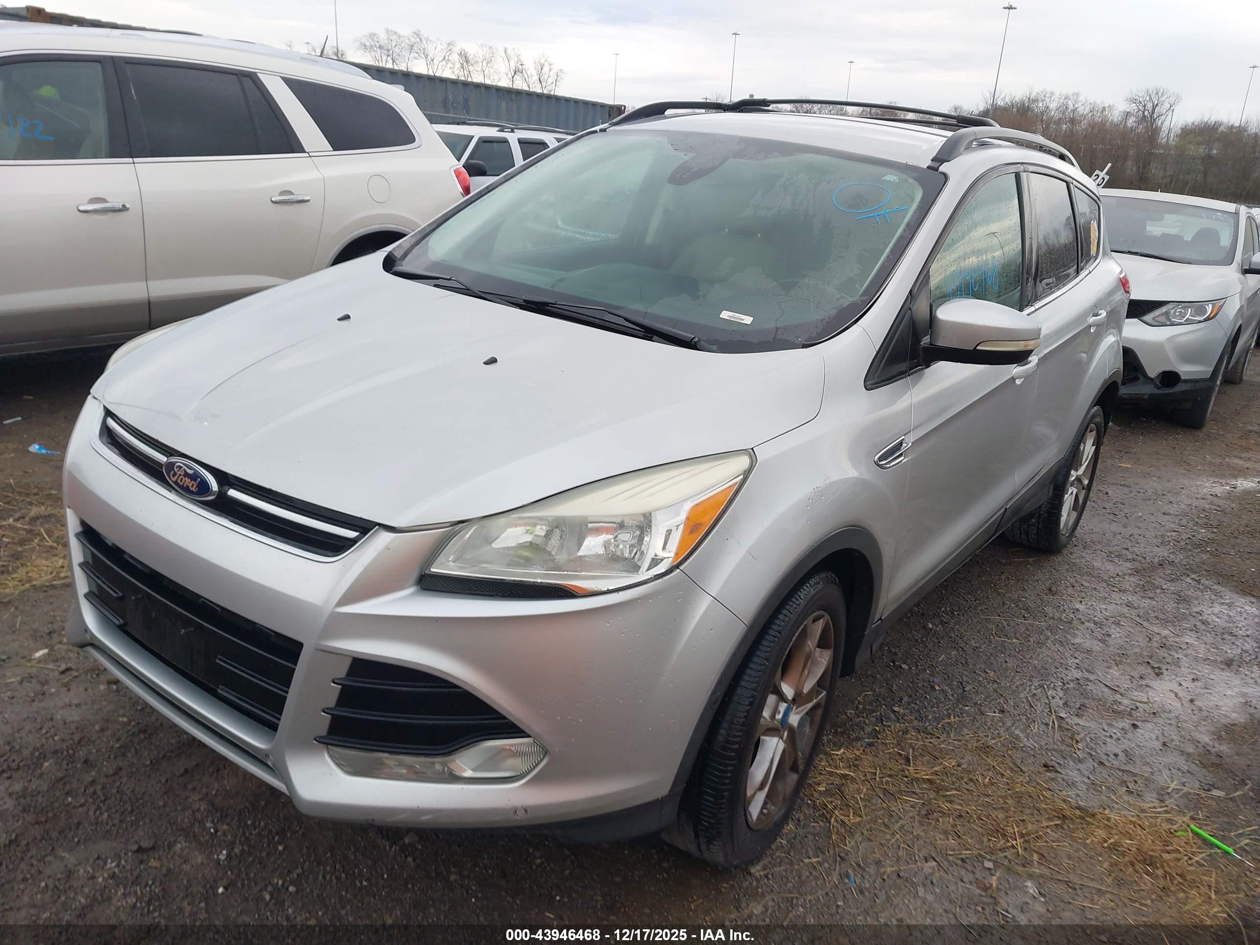 FORD ESCAPE image 6